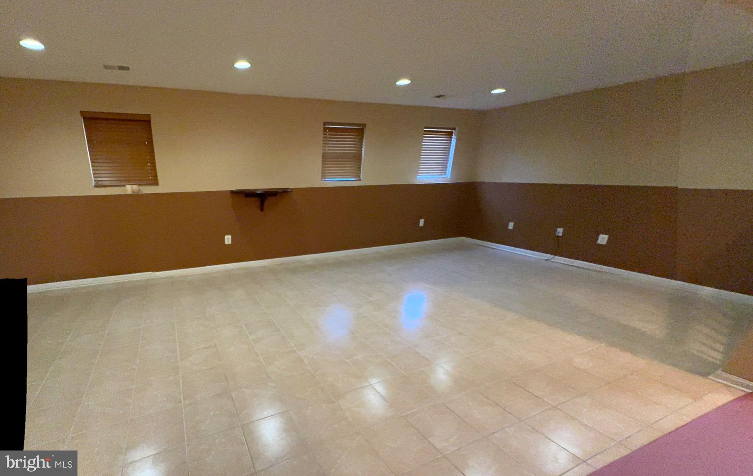 BRISTOW - Residential