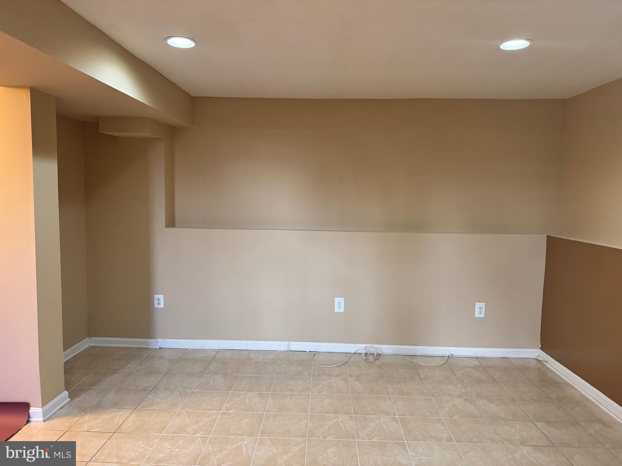 BRISTOW - Residential