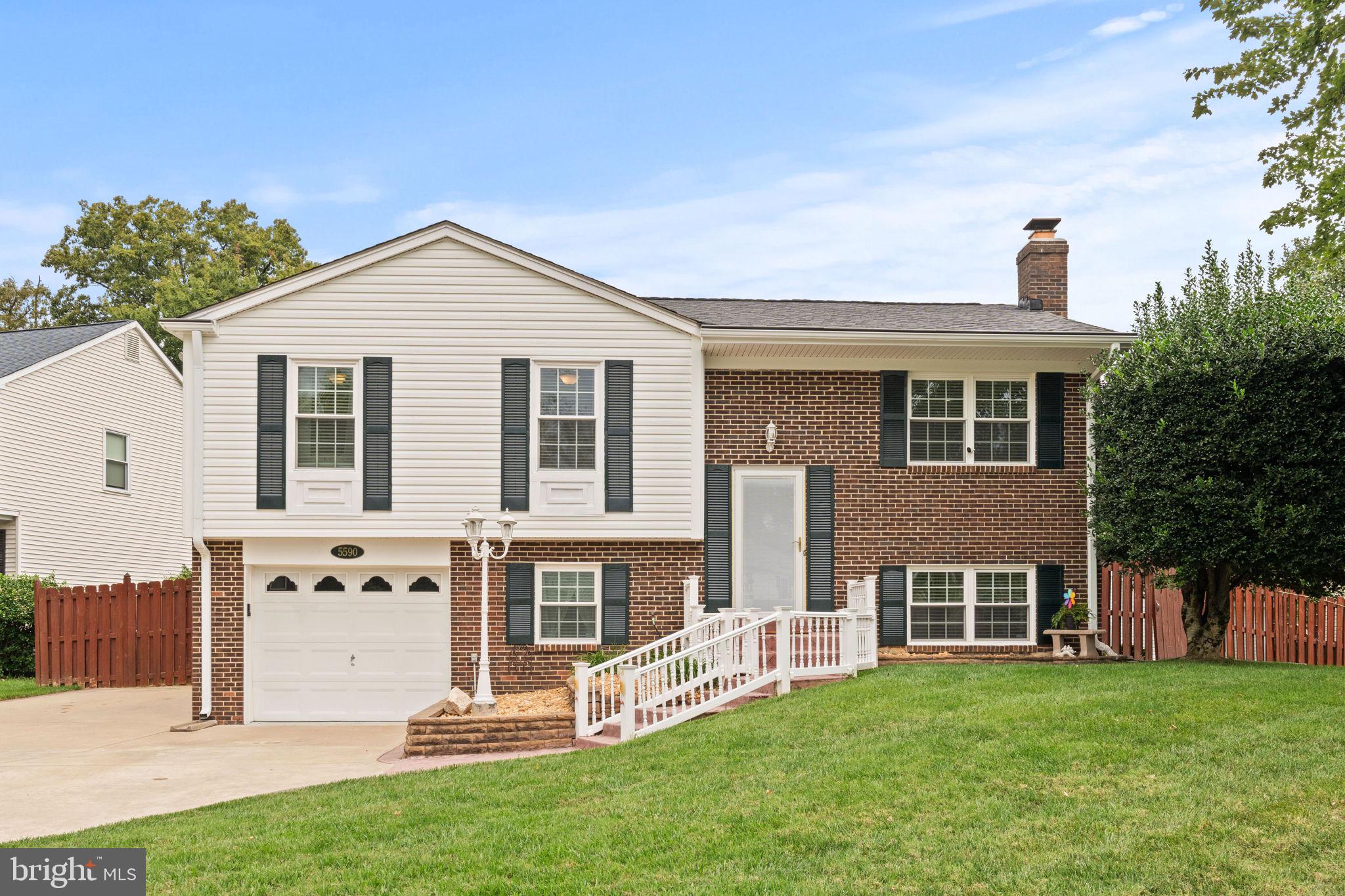 DALE CITY - Residential Lease