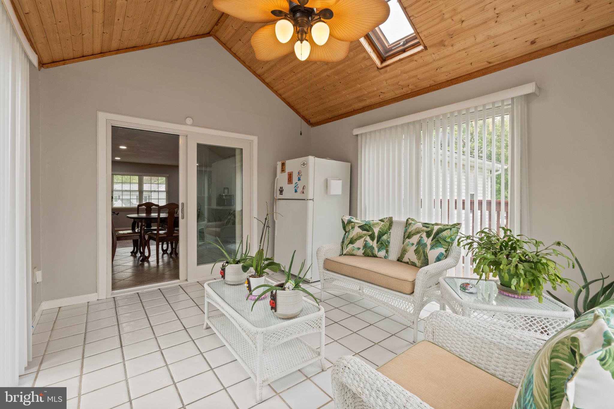 DALE CITY - Residential Lease