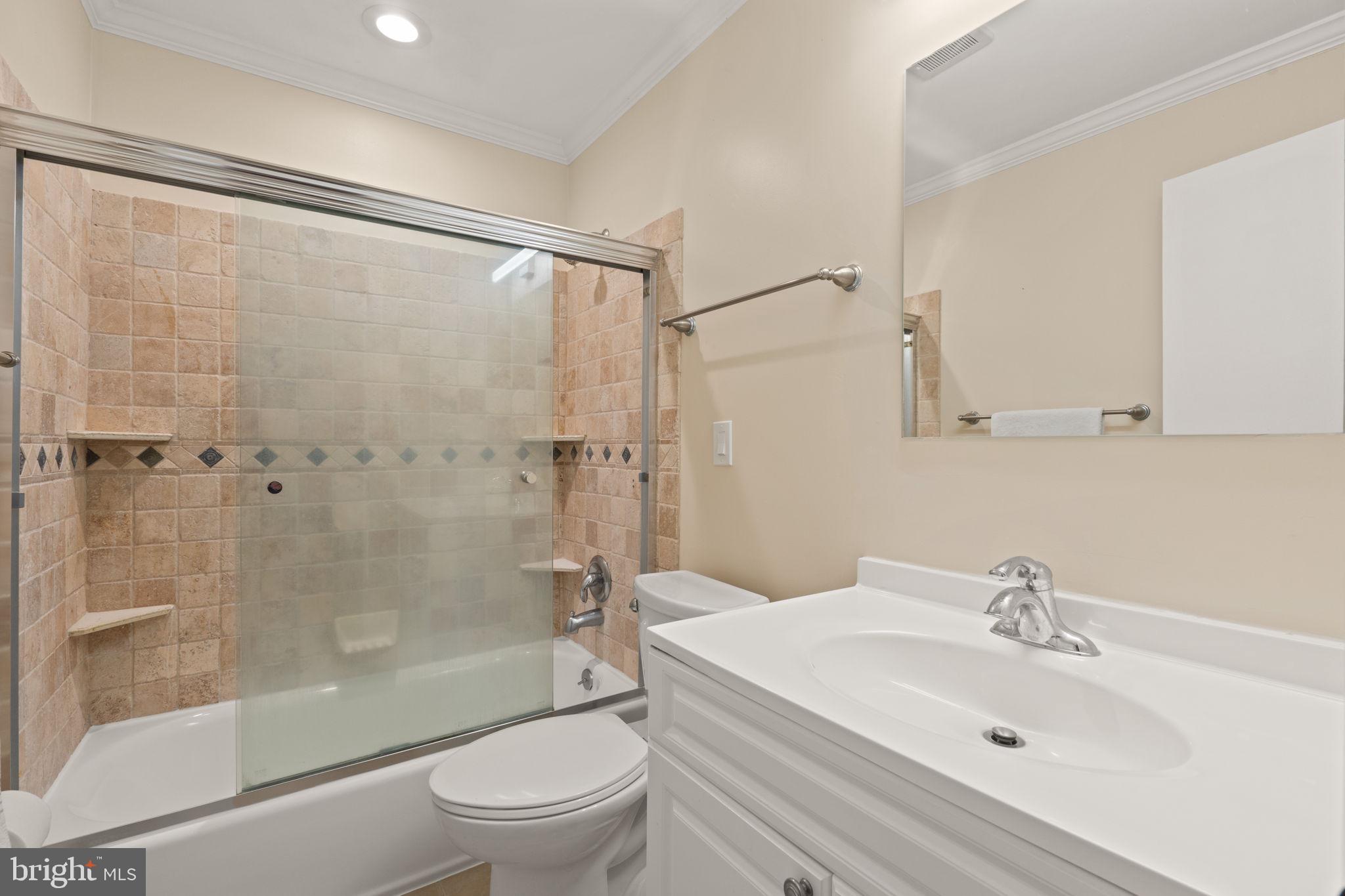 DALE CITY - Residential Lease