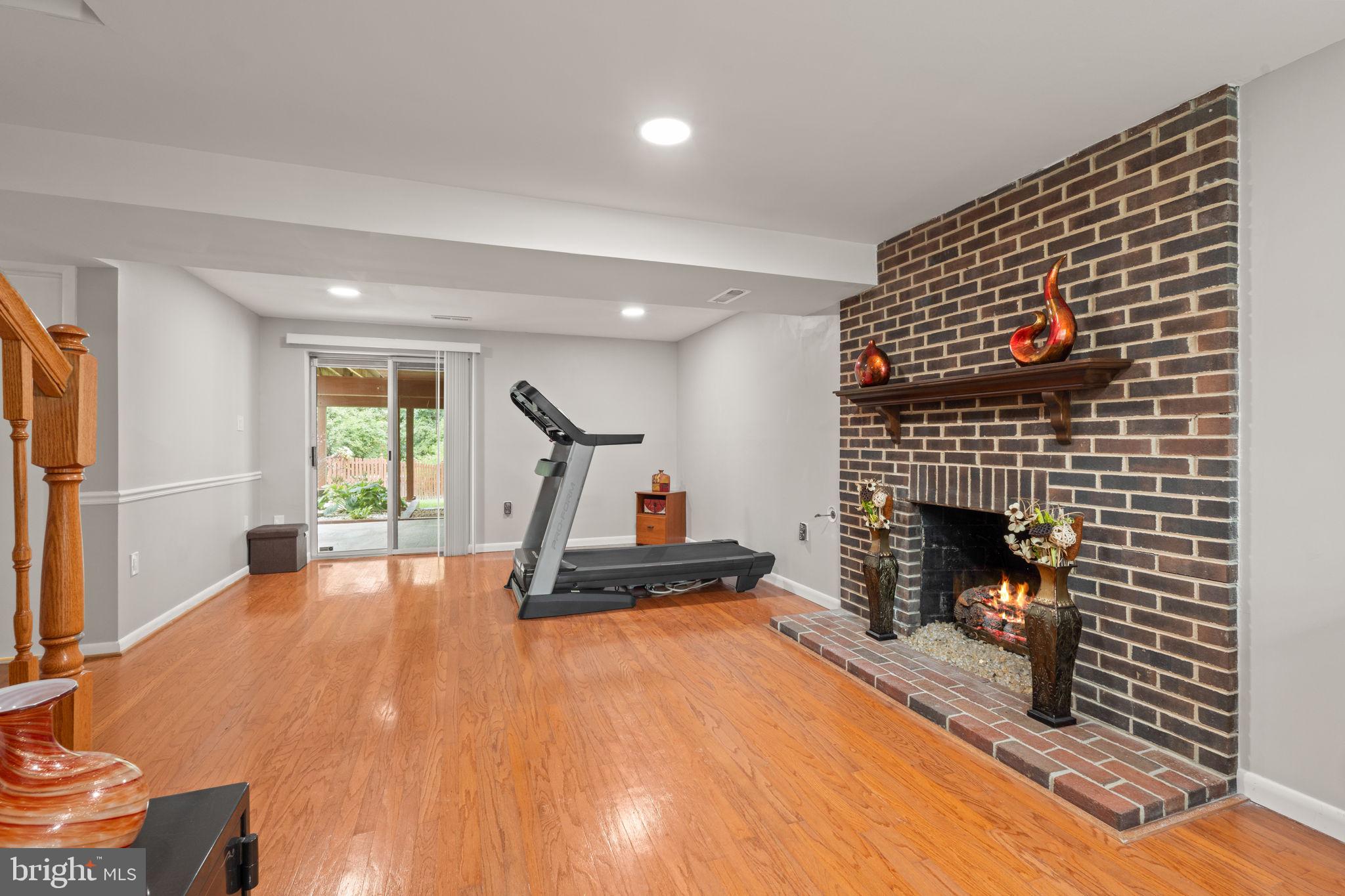 DALE CITY - Residential Lease