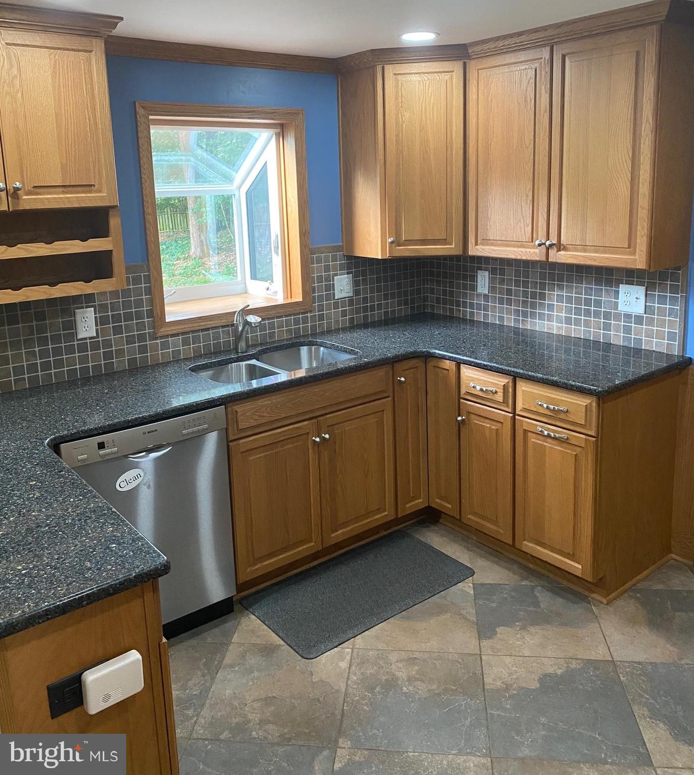 15306 WHISPERING GLEN COURT
