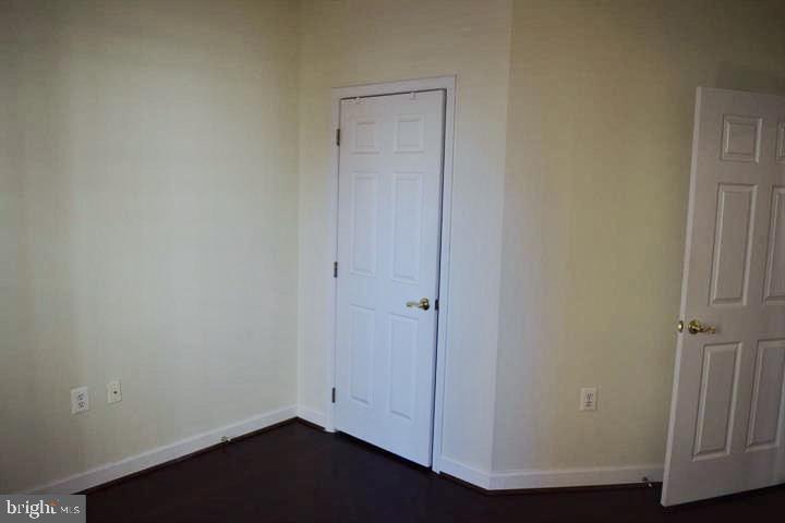 COURTHOUSE HILL - Residential Lease