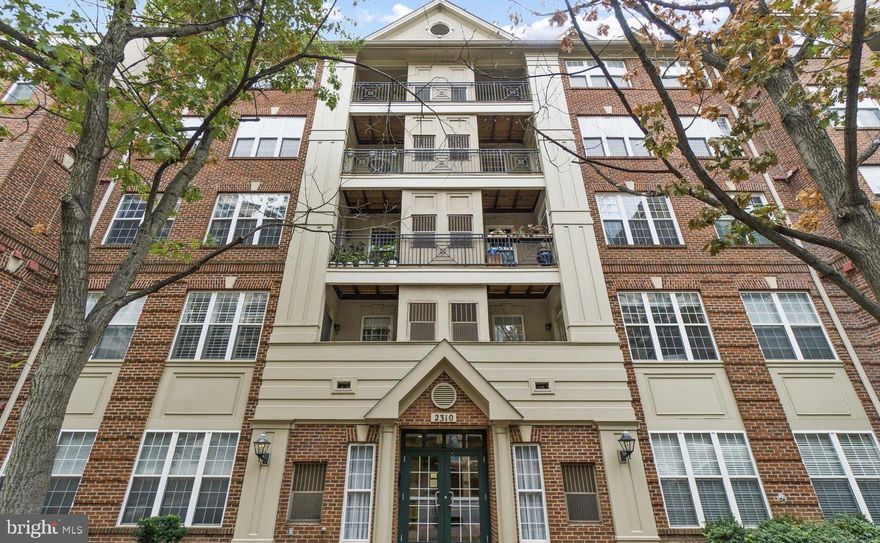 When luxury living, convenience and affordability converge the result is magical! Come and see how much you will love living in this ground level 2 bedroom 2 bathroom unit with wraparound terrace just a stones throw from Clarendon Blvd. If you want to be right near the action but just removed enough to still have a quiet neighborhood feel then this is the place for you! The features in this unit include but aren't limited to beautiful cherrywood floors, stainless steel appliances, gas stove, walk in en-suite closets with installed shelving, along with parking on unit level! Walking distance to metro, whole foods, movies, rosslyn, starbucks, and endless other shops, restaurants, bars, and much more! Pet friendly community, with a 96 walk score rating! Come and see today! Property is professionally managed by Peake Management.