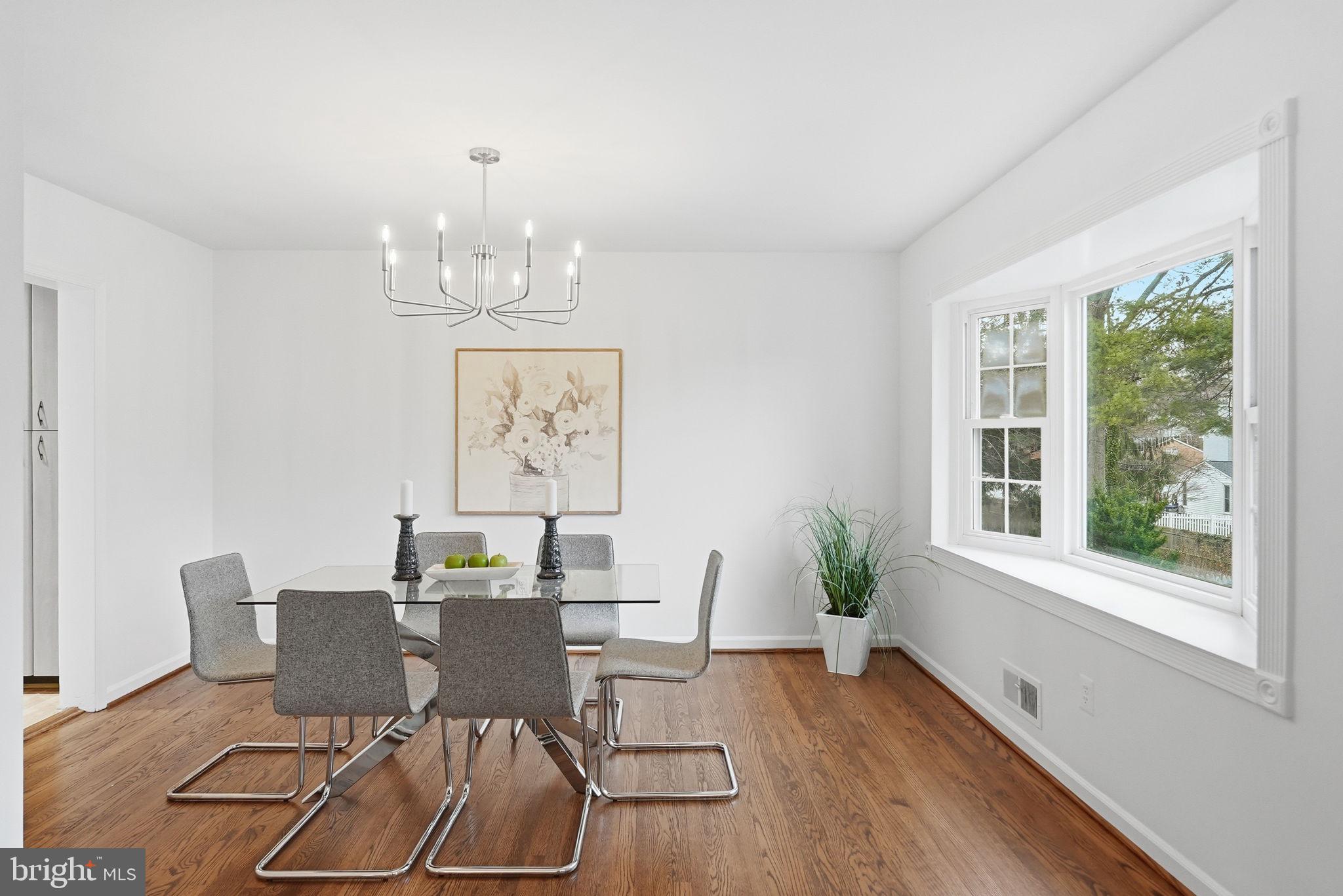 WOODLEY GARDENS COOP - Residential