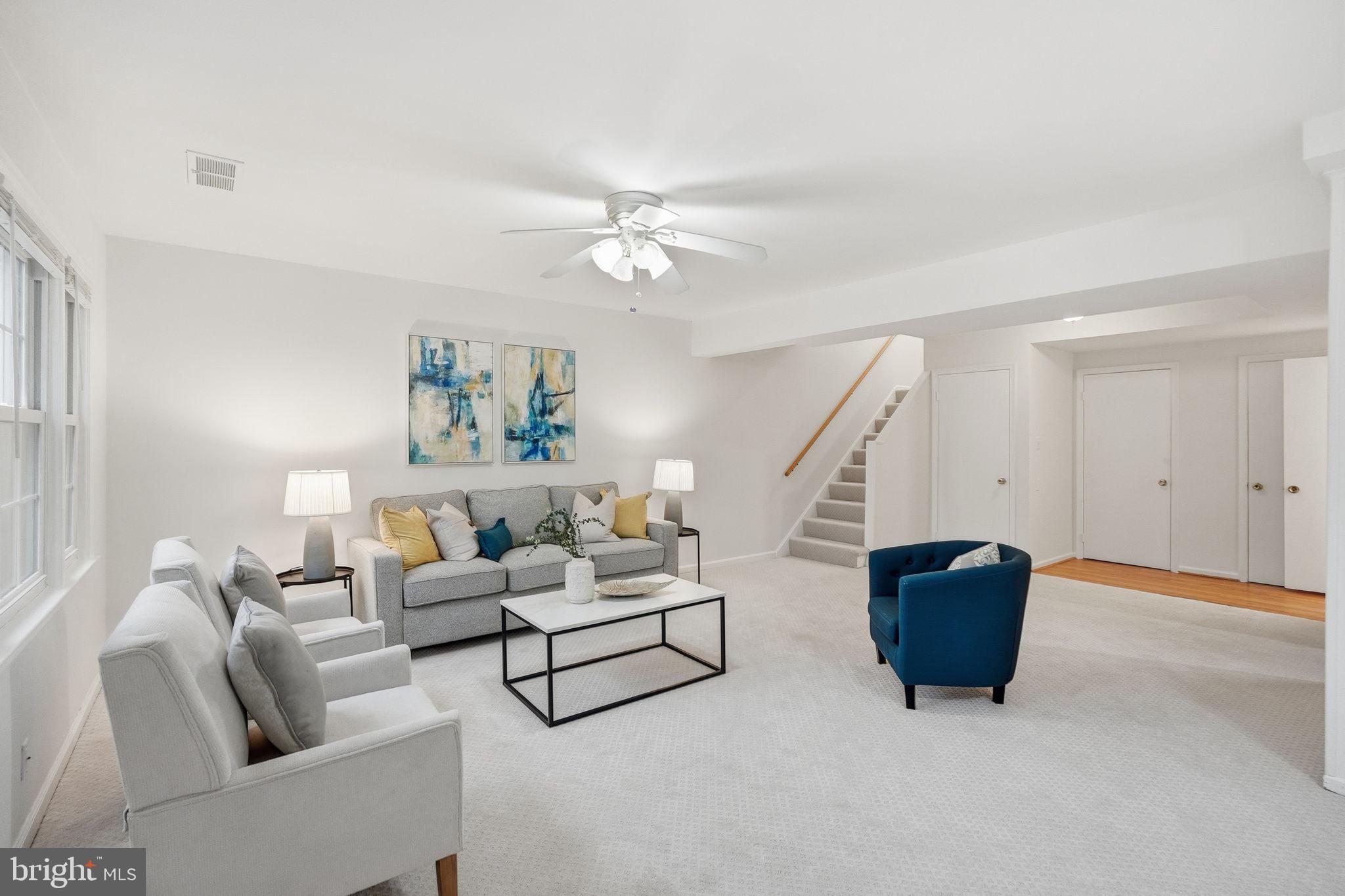 WOODLEY GARDENS COOP - Residential