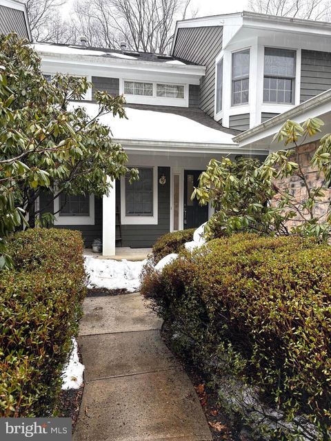 Photo of 54 Coriander Dr, PRINCETON, NJ 08540 (MLS # NJMX2011428)