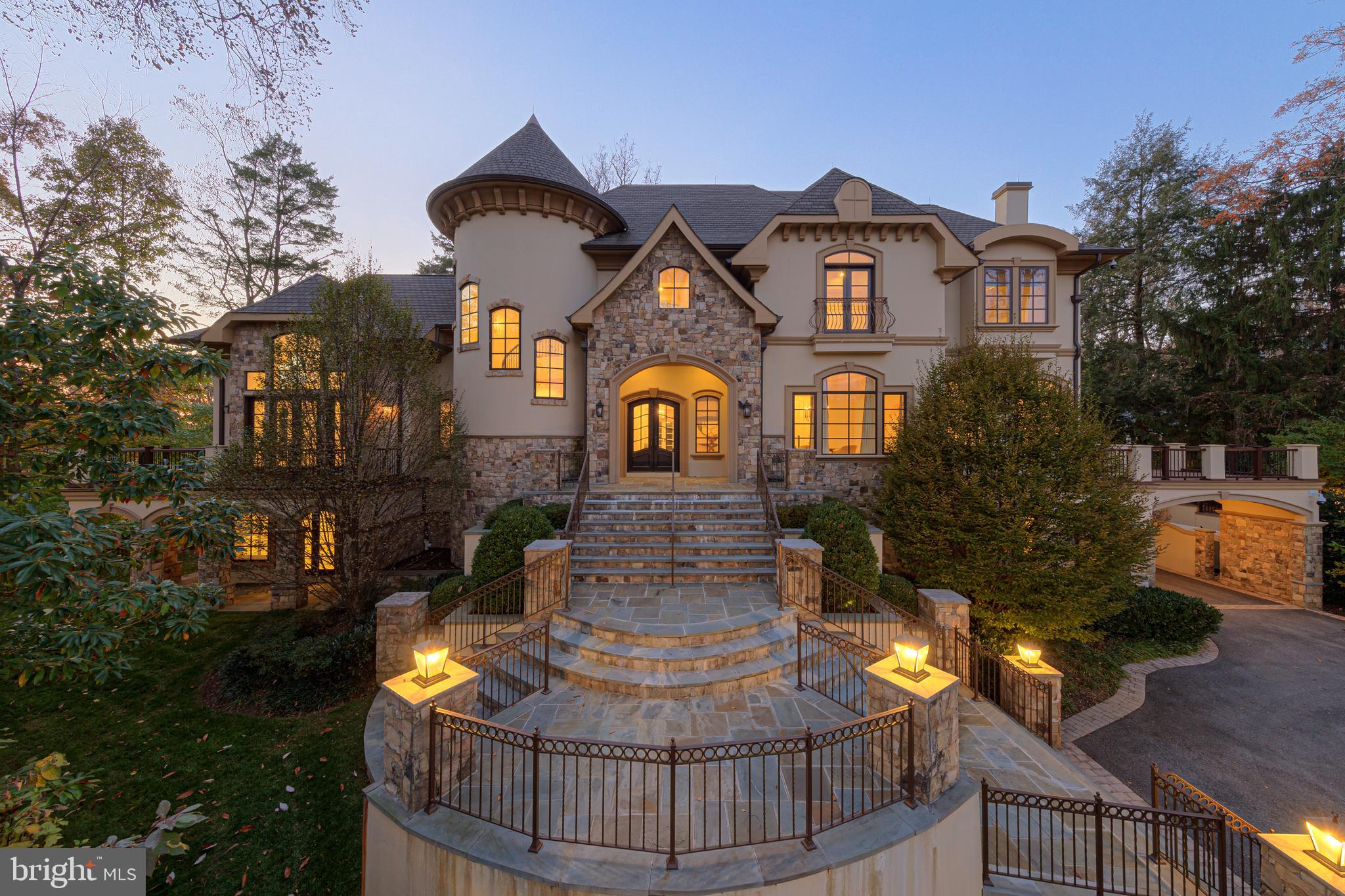 BRADLEY HILLS GROVE - Residential