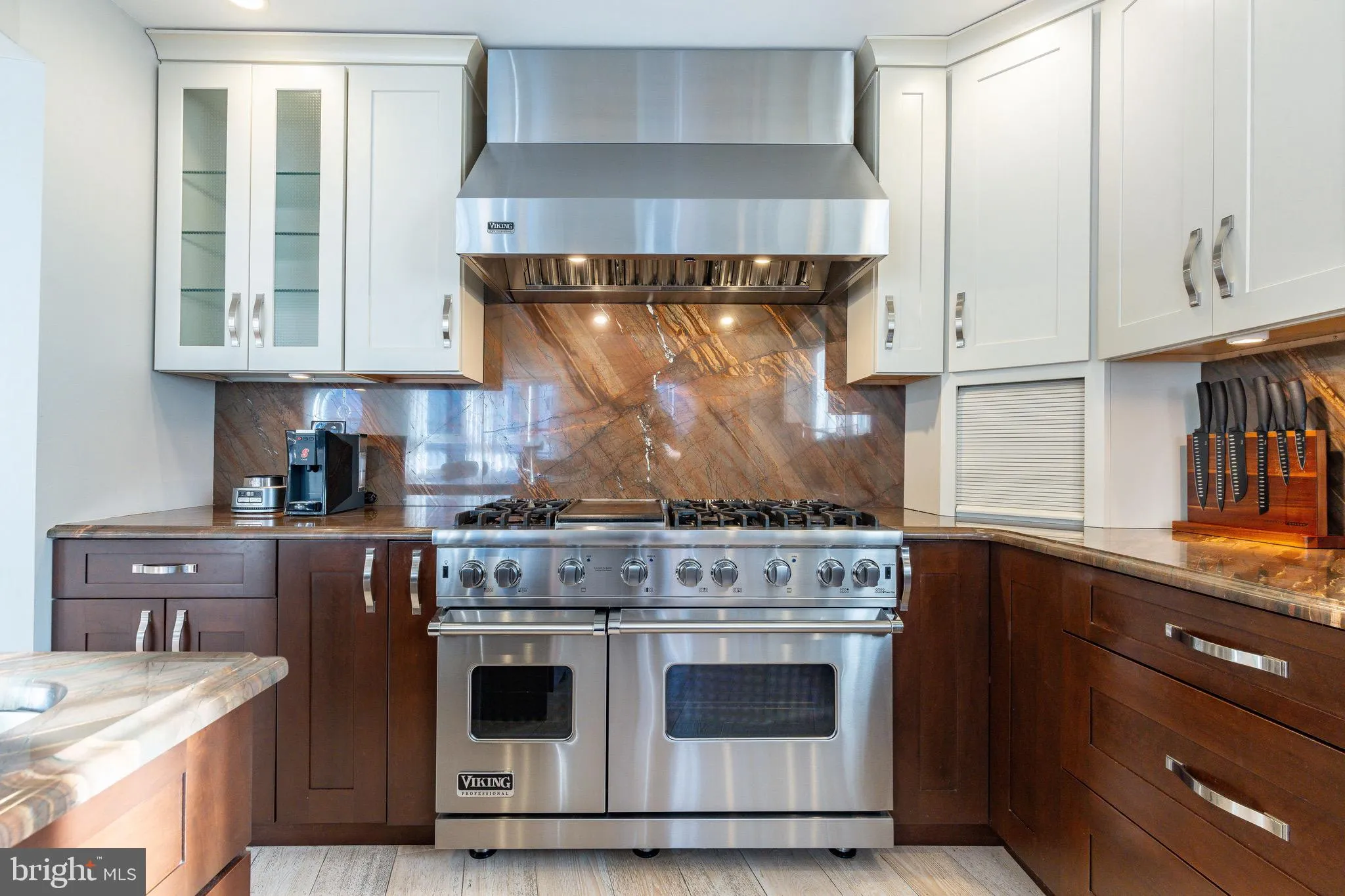 Philadelphia, Pennsylvania 19123, United States, 3 Bedrooms Bedrooms, ,4 BathroomsBathrooms,Residential,Active,238458