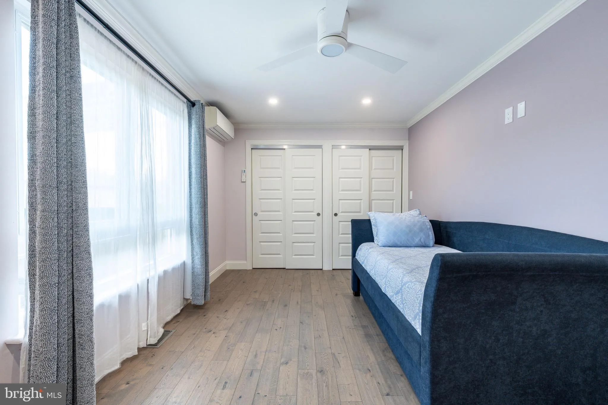 Philadelphia, Pennsylvania 19123, United States, 3 Bedrooms Bedrooms, ,4 BathroomsBathrooms,Residential,Active,238458