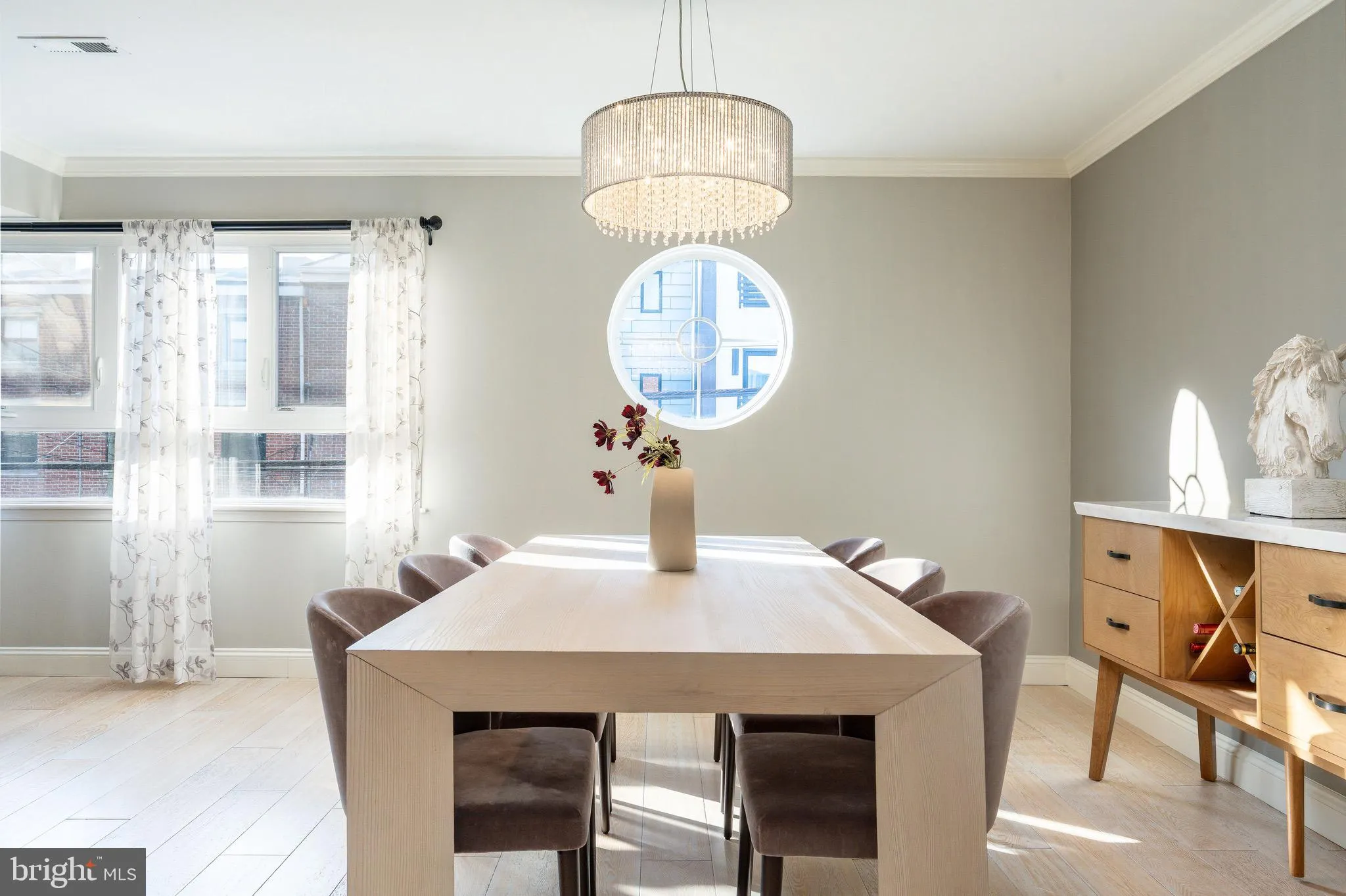 Philadelphia, Pennsylvania 19123, United States, 3 Bedrooms Bedrooms, ,4 BathroomsBathrooms,Residential,Active,238458