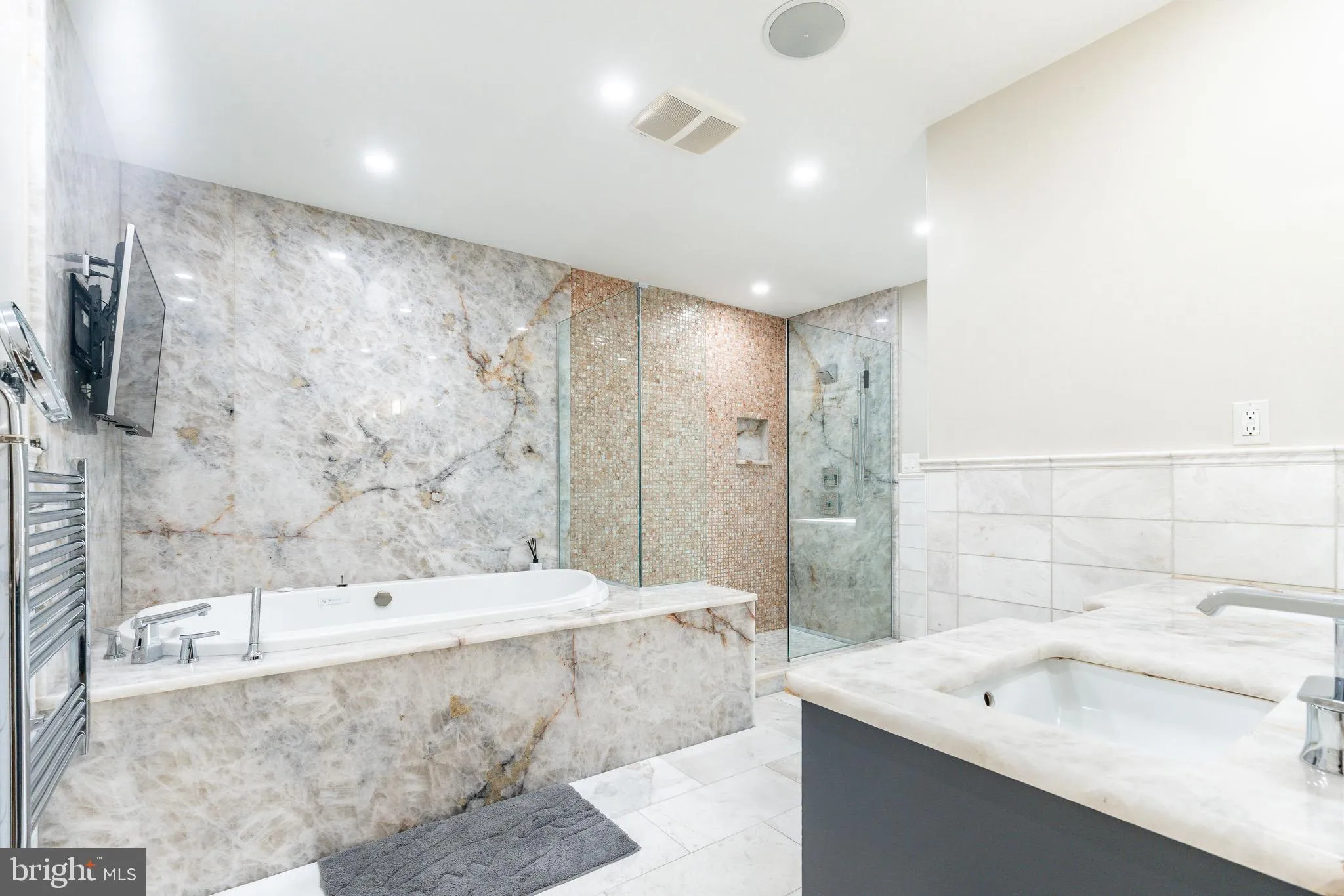 Philadelphia, Pennsylvania 19123, United States, 3 Bedrooms Bedrooms, ,4 BathroomsBathrooms,Residential,Active,238458