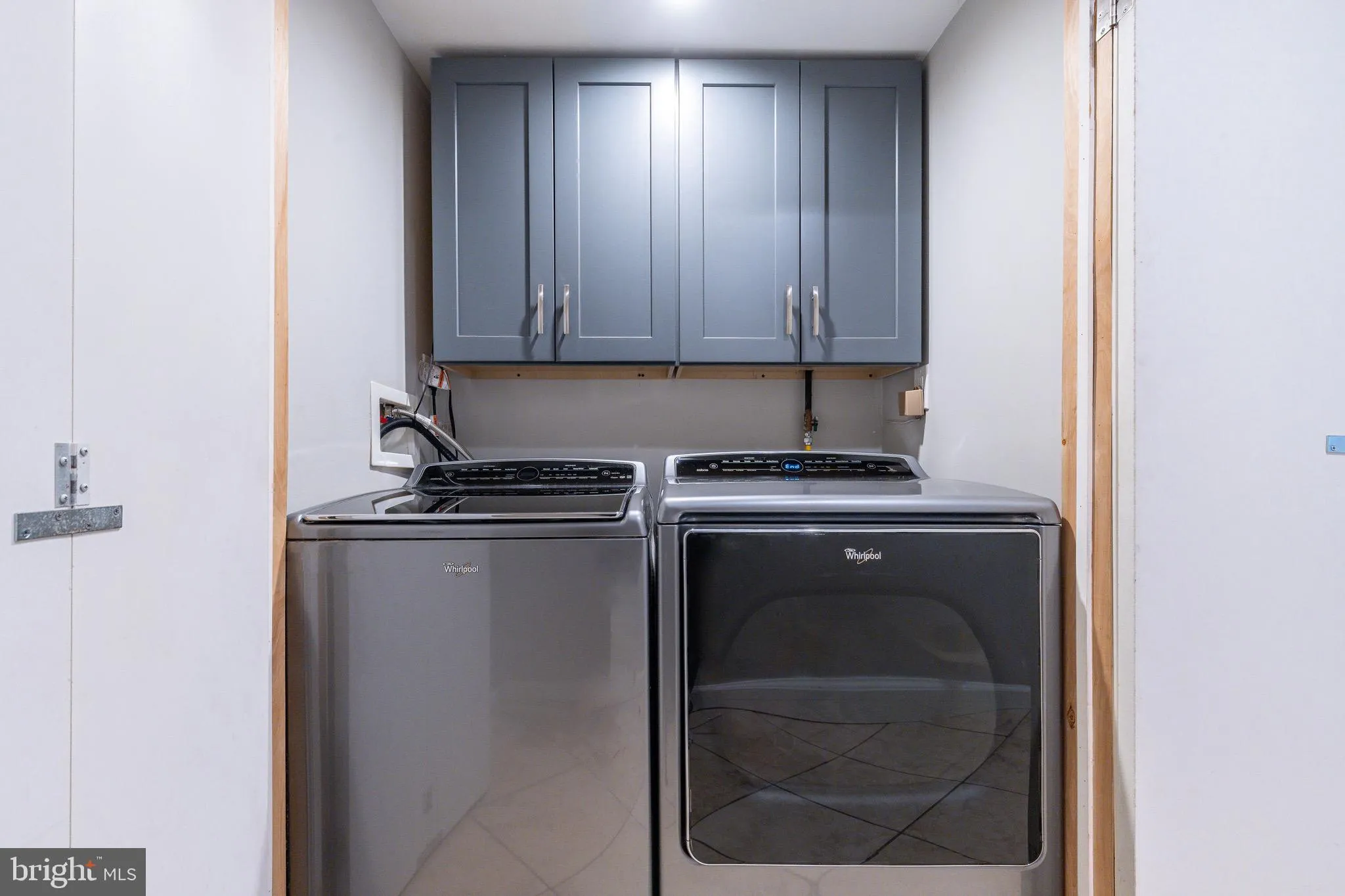 Philadelphia, Pennsylvania 19123, United States, 3 Bedrooms Bedrooms, ,4 BathroomsBathrooms,Residential,Active,238458