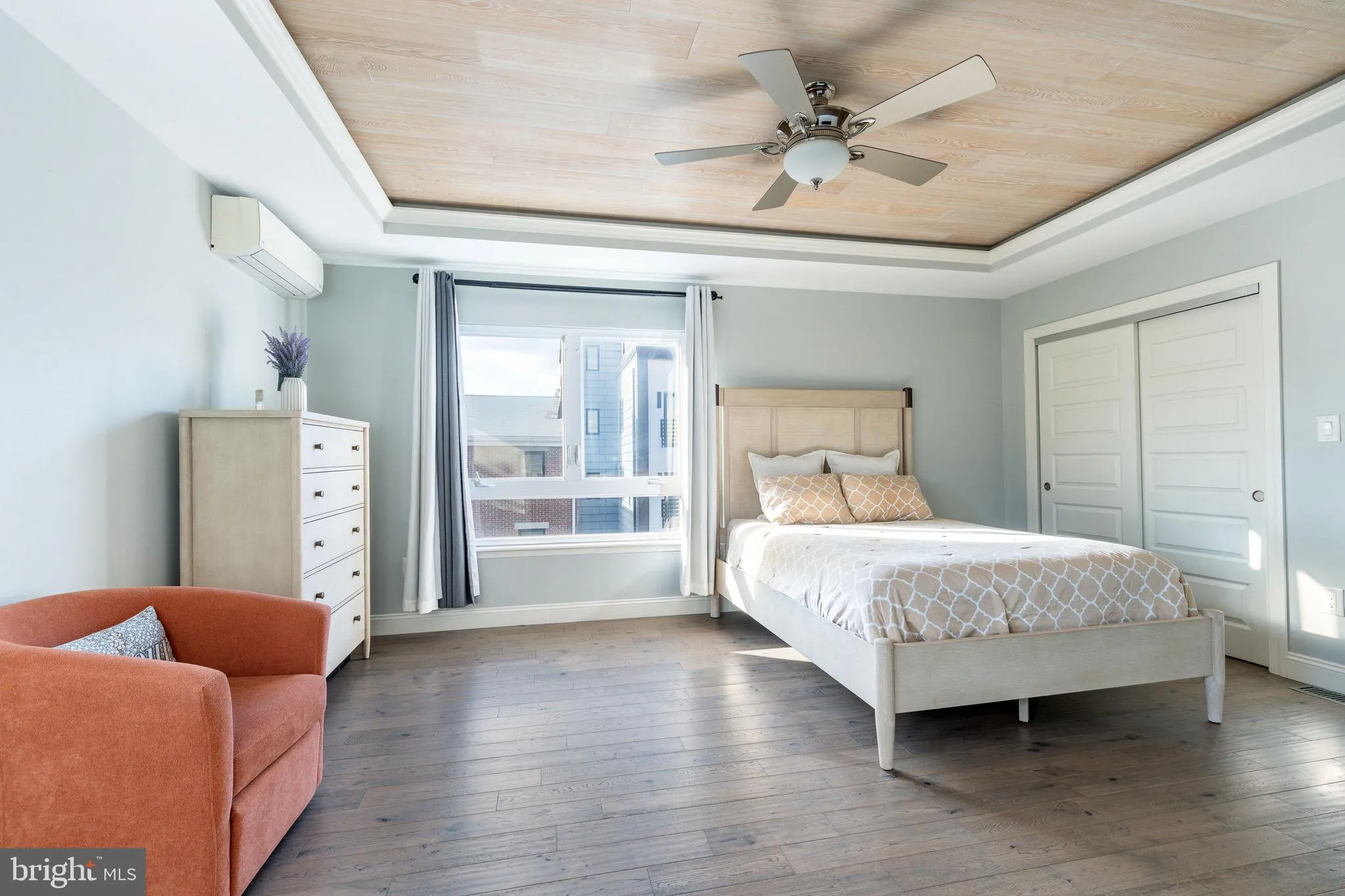 Philadelphia, Pennsylvania 19123, United States, 3 Bedrooms Bedrooms, ,4 BathroomsBathrooms,Residential,Active,238458