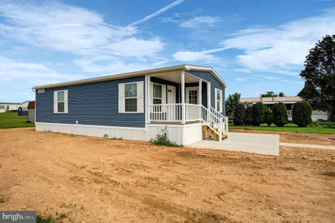 500 Municipal Dr, Shippensburg, PA 17257 - #: PAFL2036932