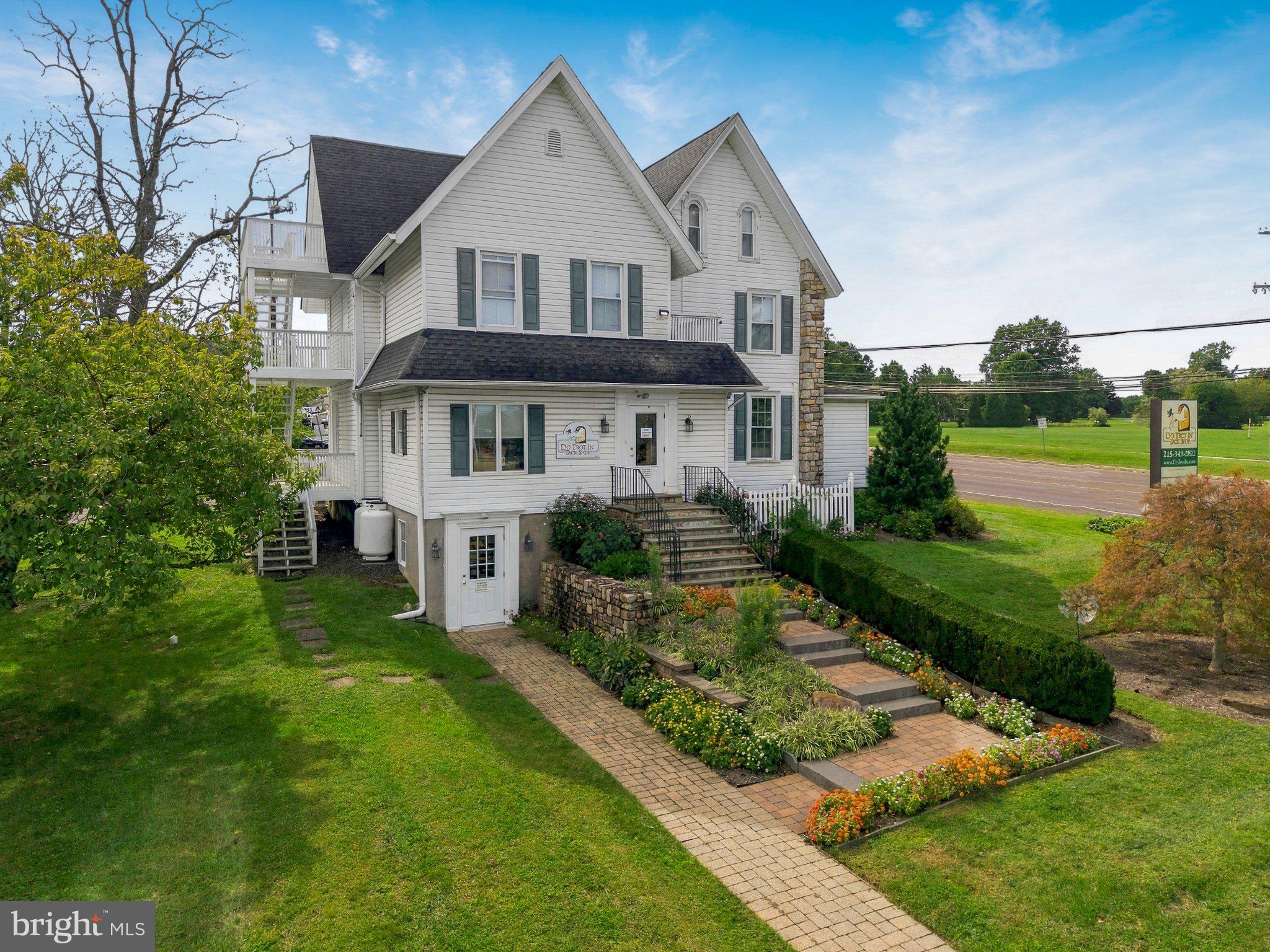 2539 YORK ROAD