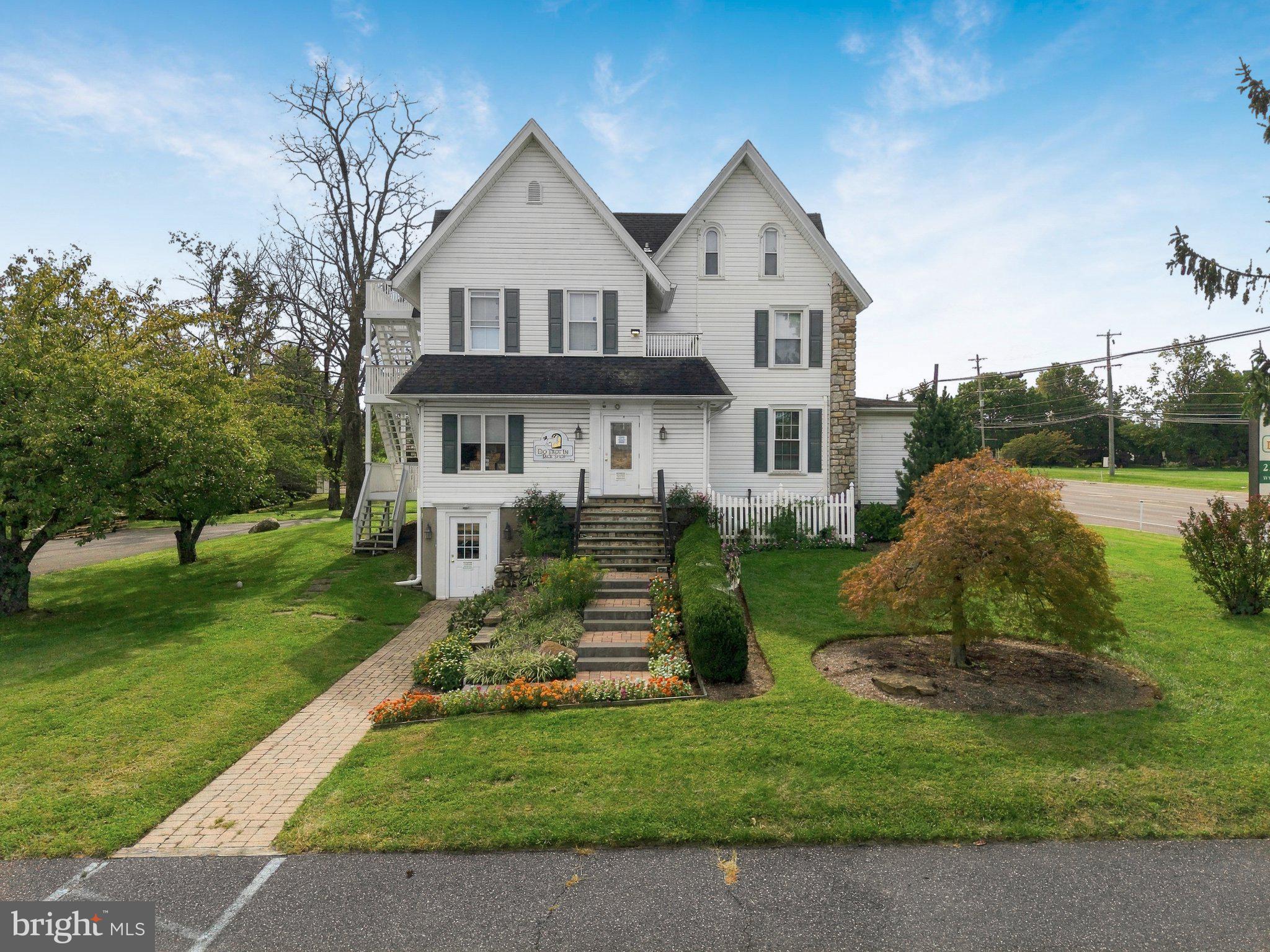 2539 YORK ROAD