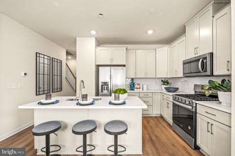 115 ABRAMO VICTOR DRIVE DOWNINGTOWN PA 19335