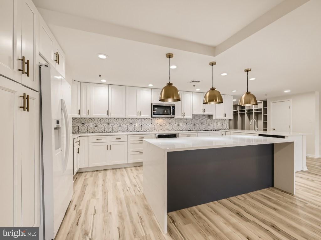 INNER HARBOR - Residential Lease