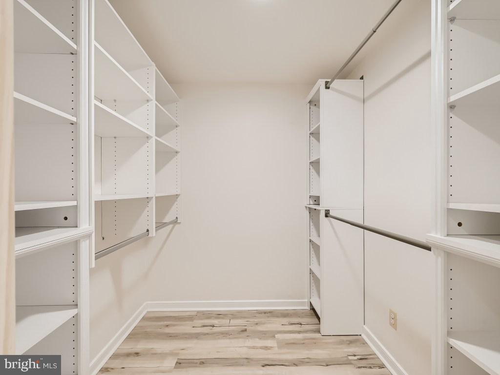 INNER HARBOR - Residential Lease