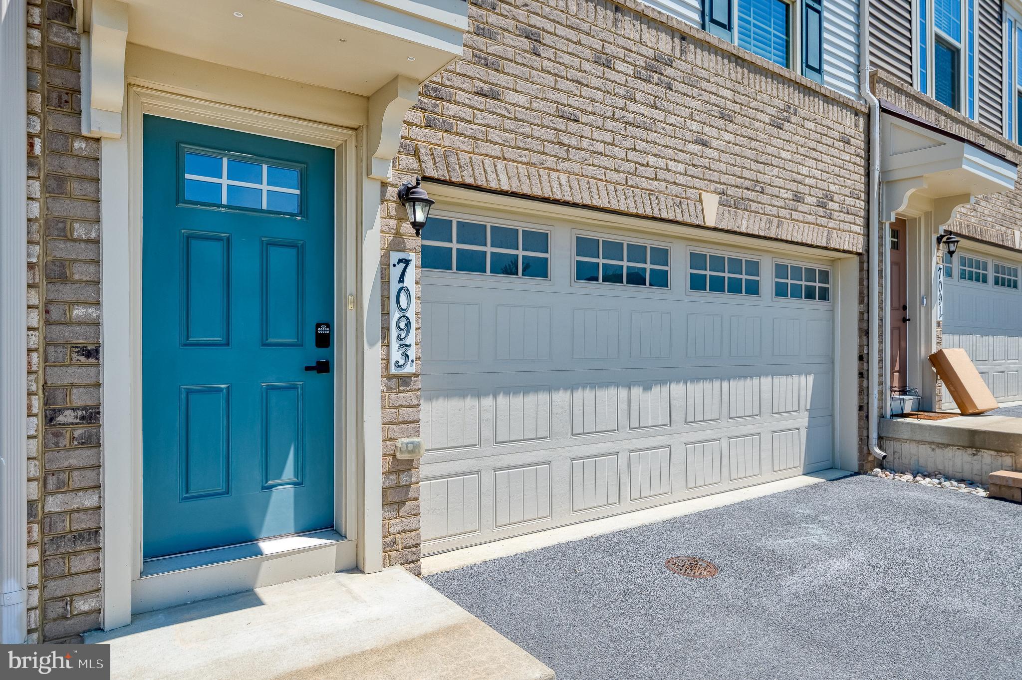 7093 KOKANEE WAY