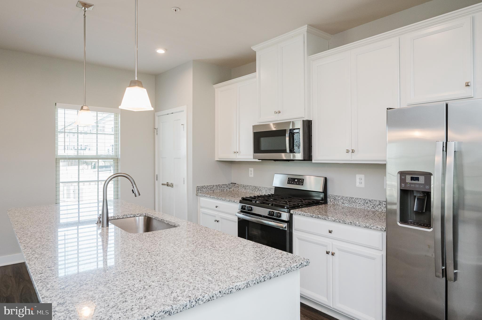 7093 KOKANEE WAY