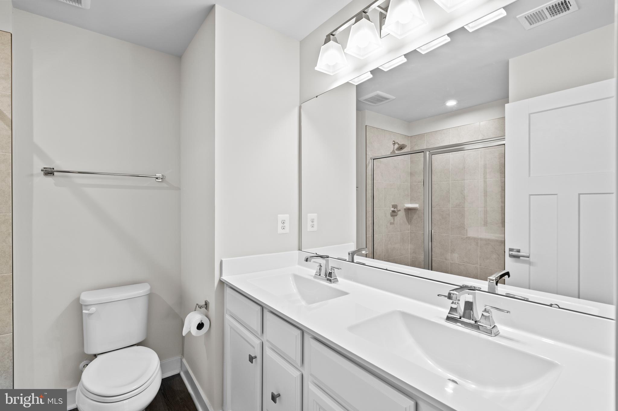 FOSTER'S GLEN - Residential