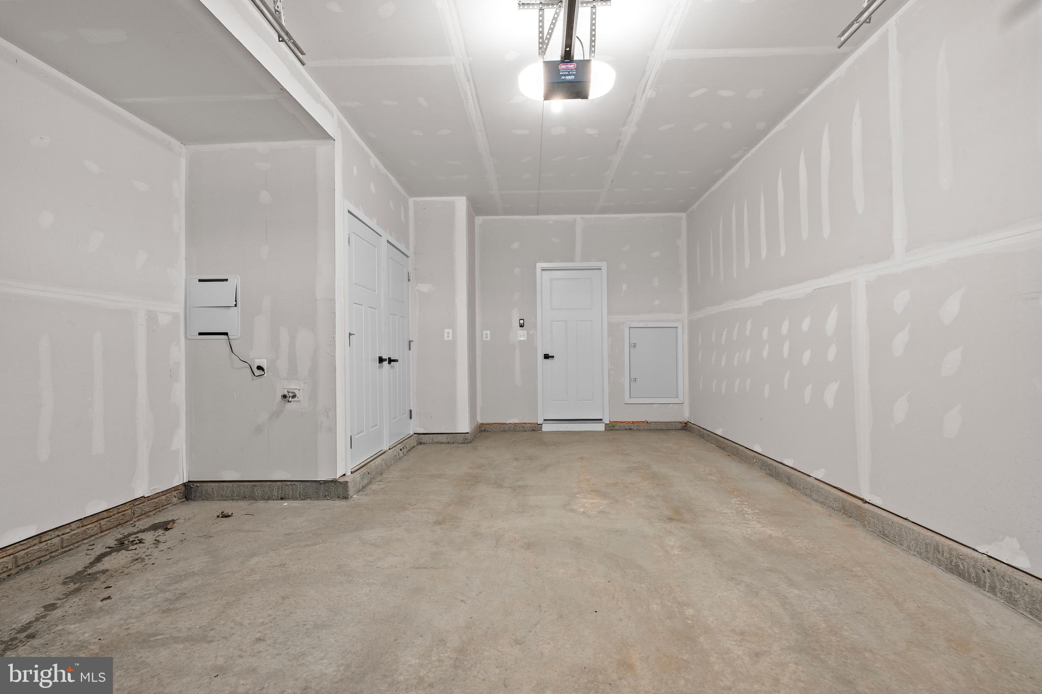 FOSTER'S GLEN - Residential