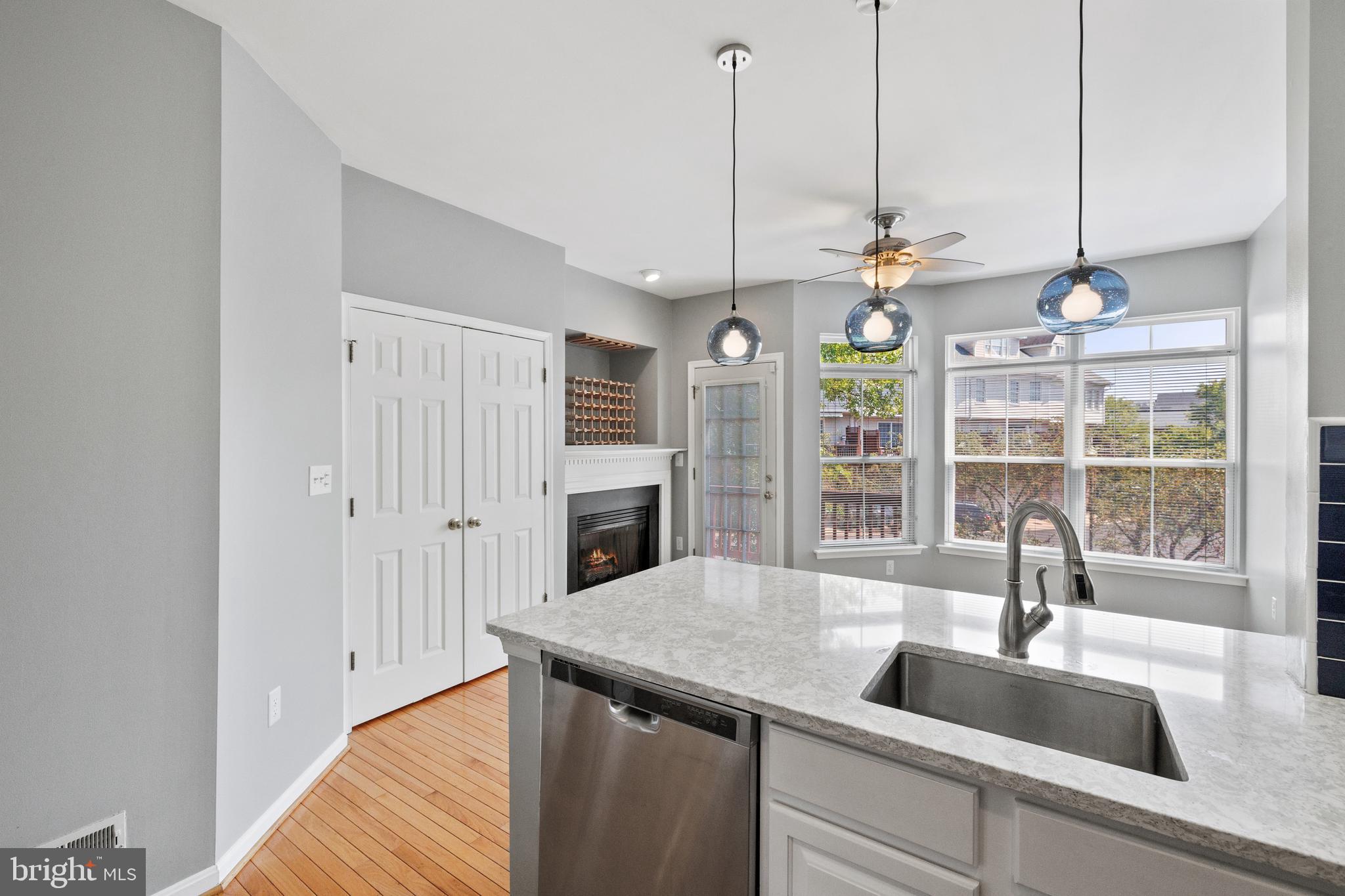 CAMERON STATION - Residential Lease