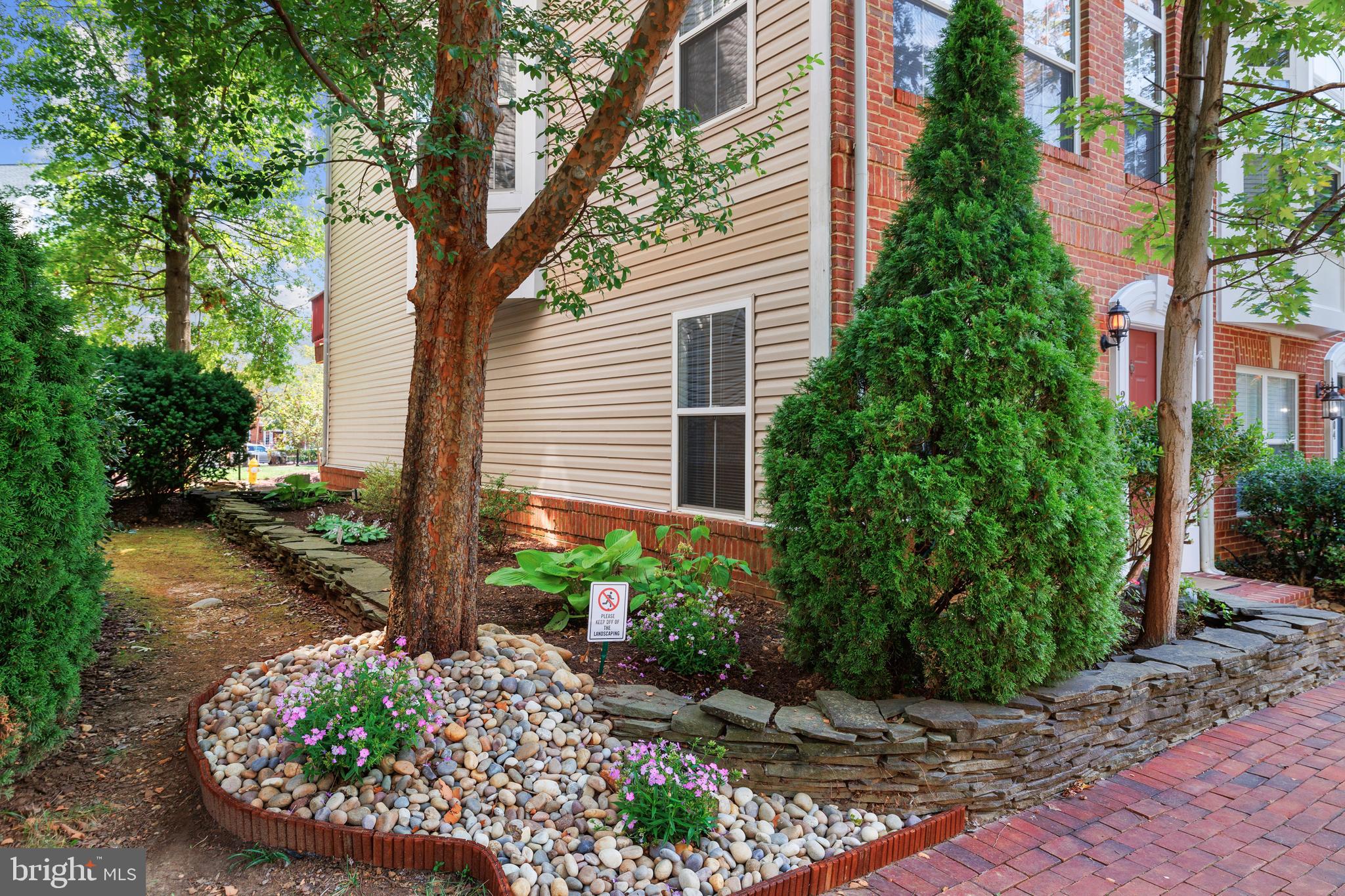 CAMERON STATION - Residential Lease