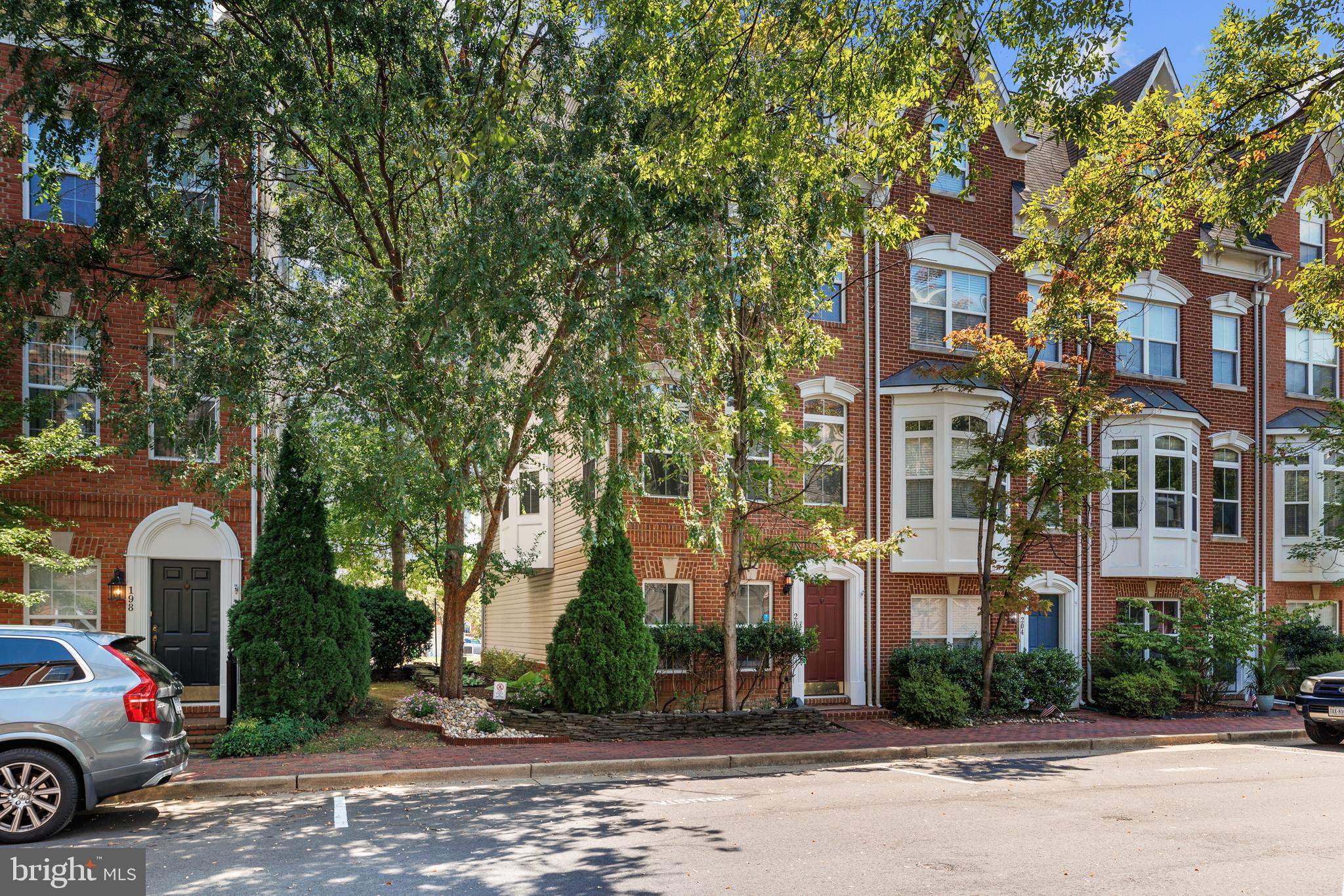 CAMERON STATION - Residential Lease