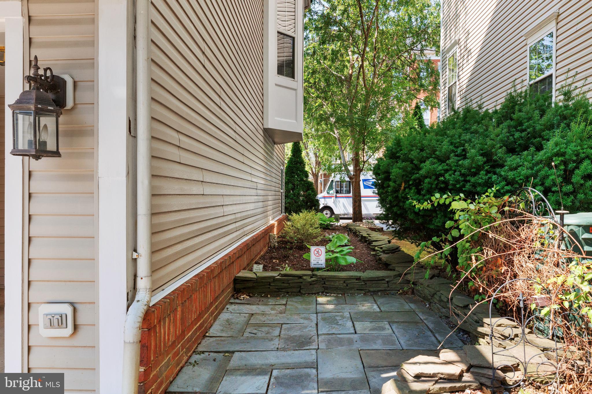 CAMERON STATION - Residential Lease