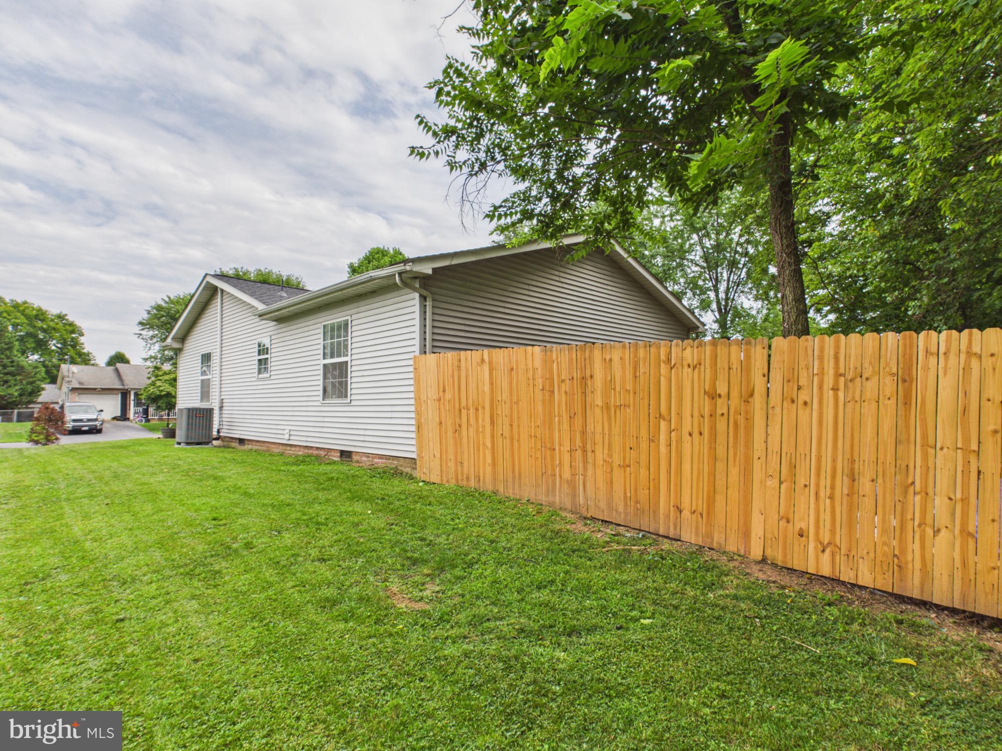 184 DEXTER DRIVE