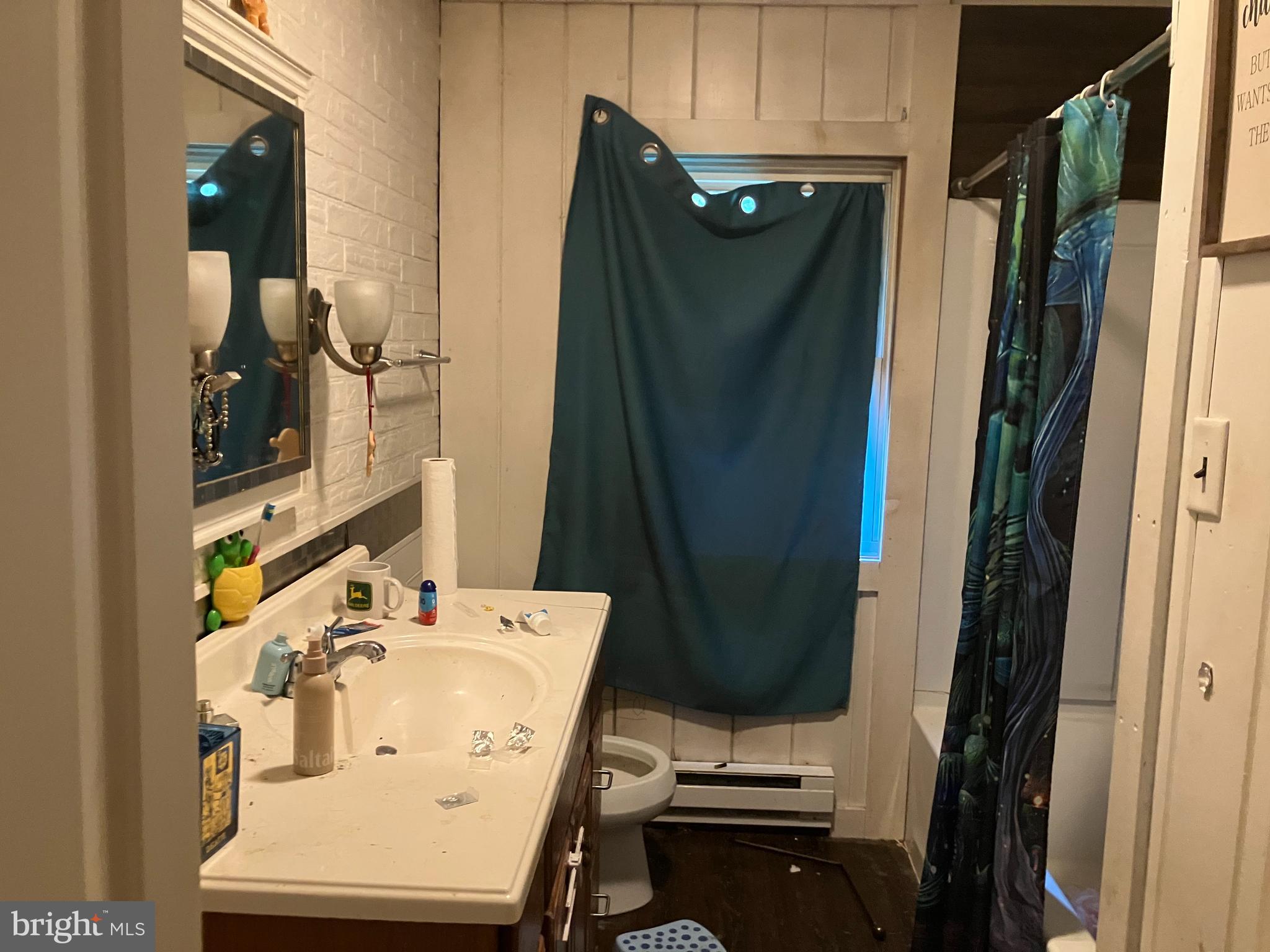 MOUNT POCAHONTAS - Residential