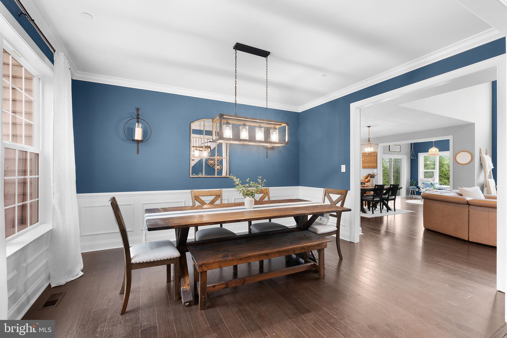 TWIN PONDS - Residential