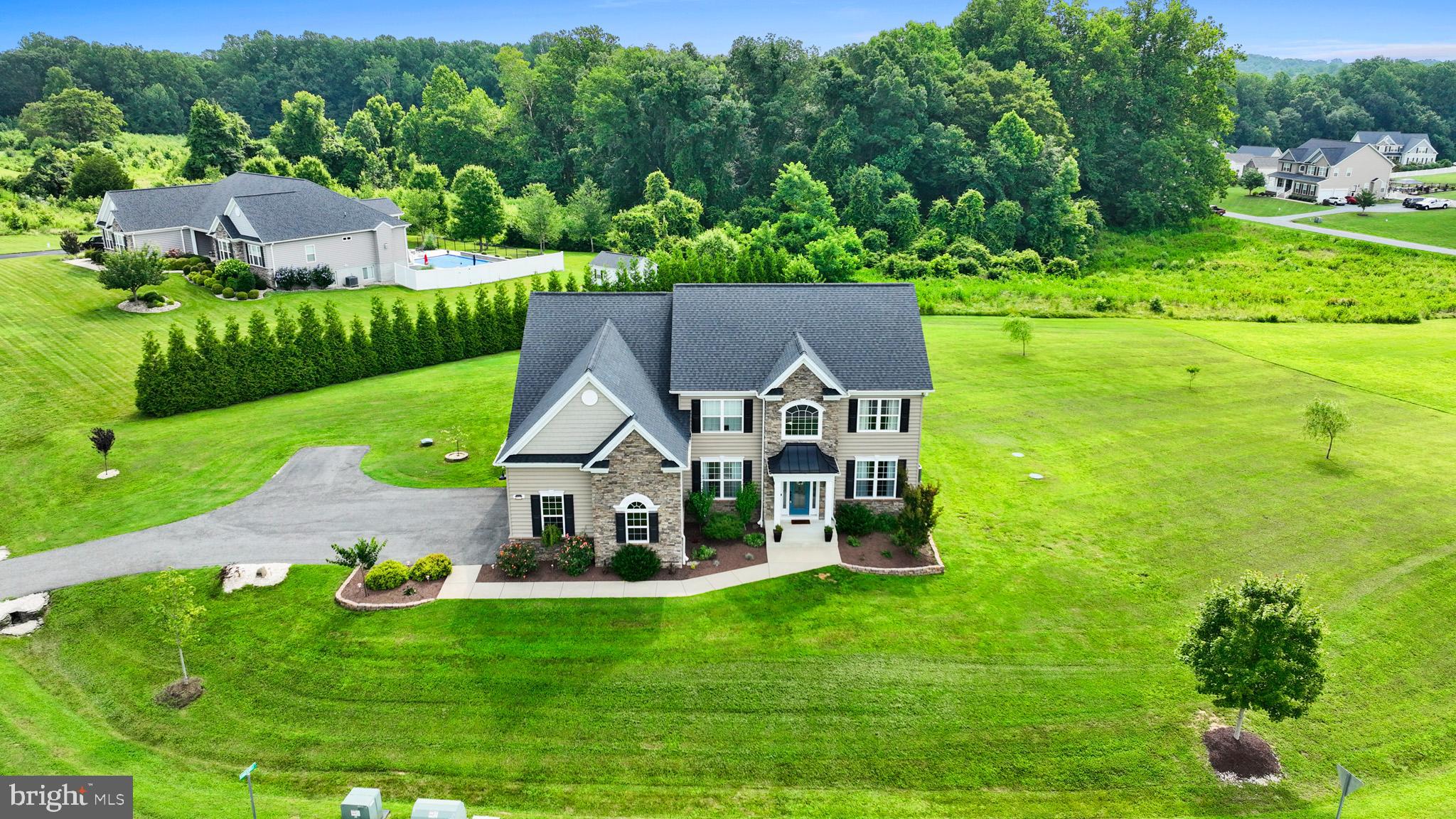 815 SUMMERSWEET COURT