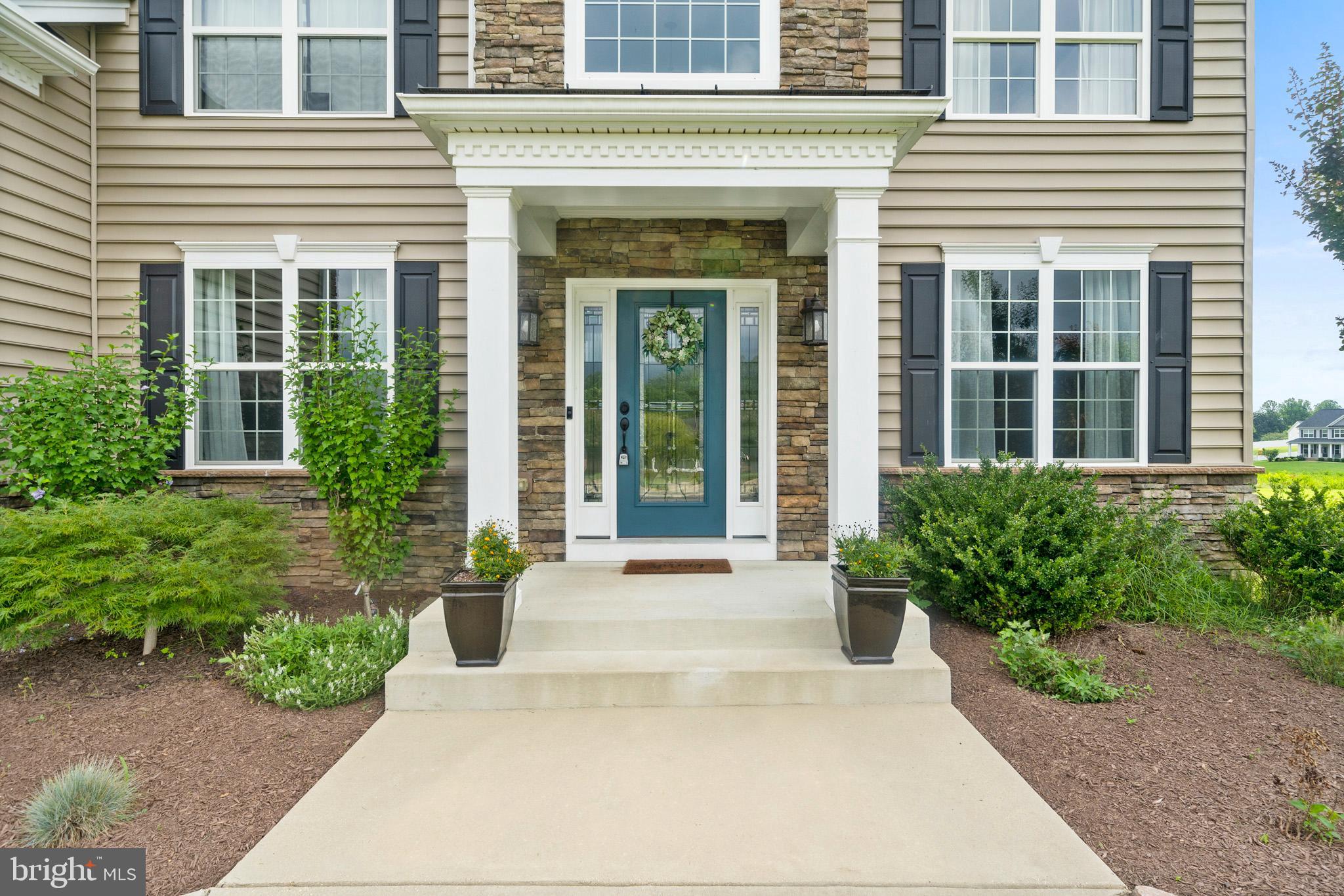 815 SUMMERSWEET COURT