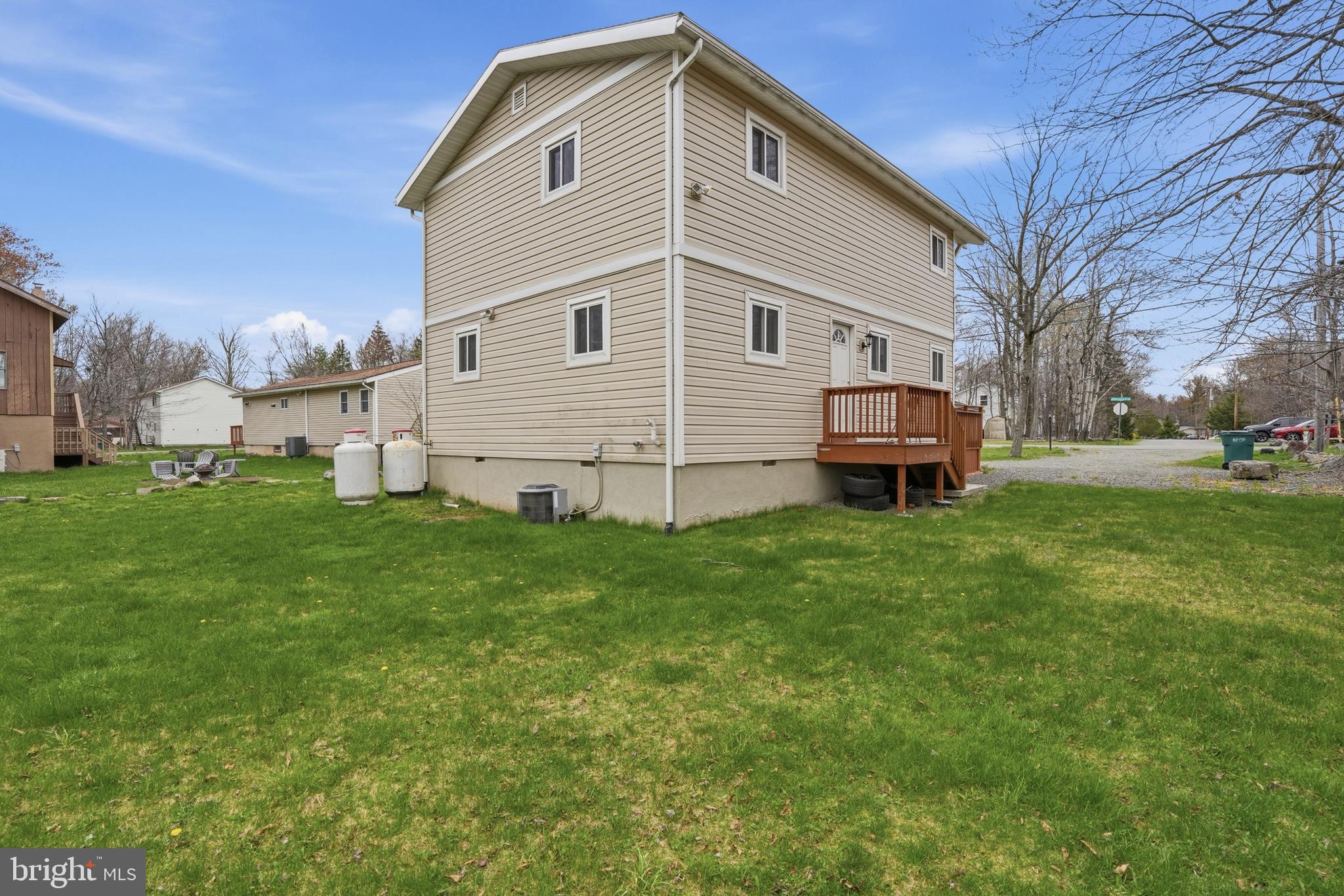 POCONO COUNTRY PLACE - Residential