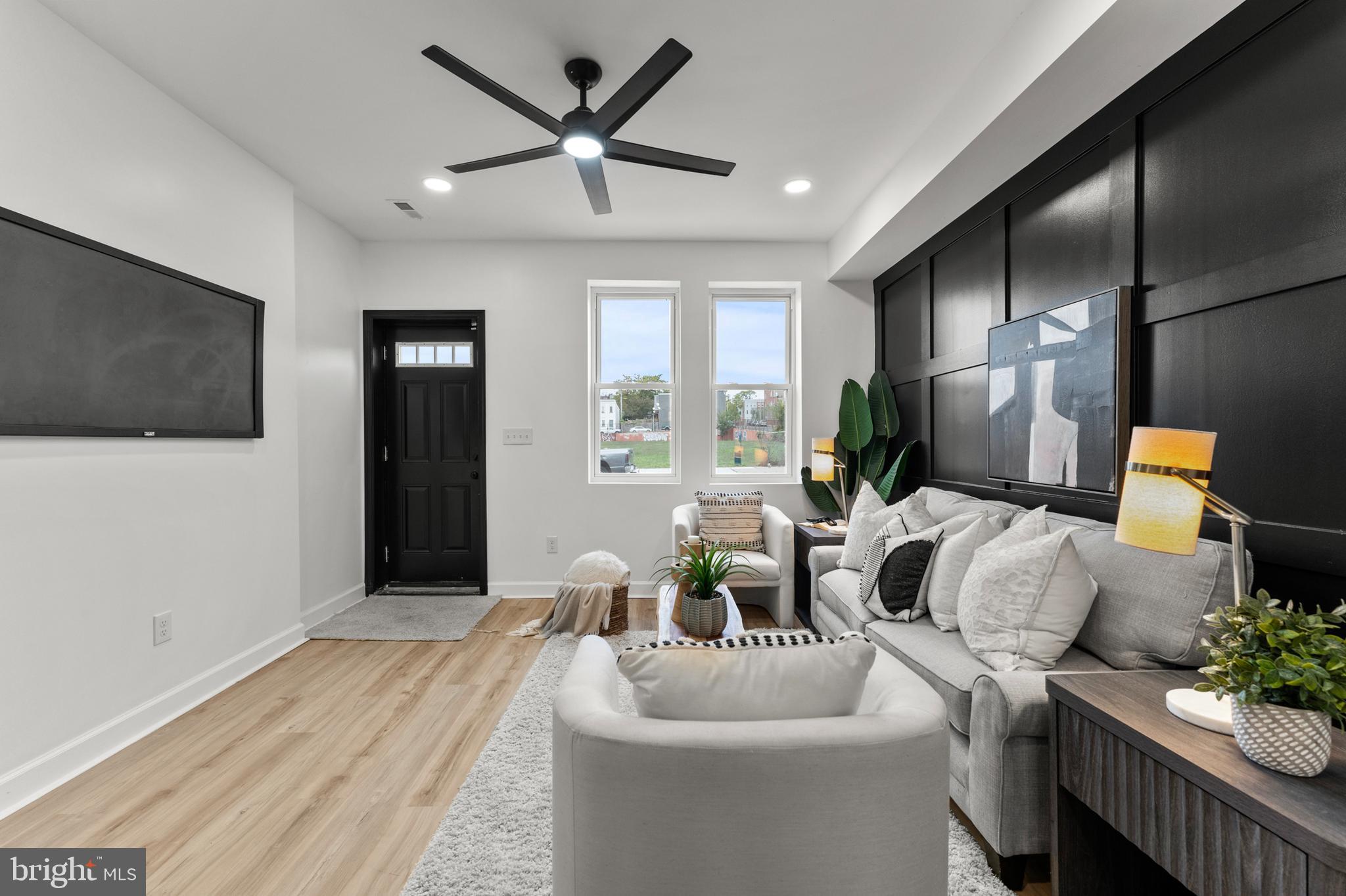 BROADWAY EAST - Residential