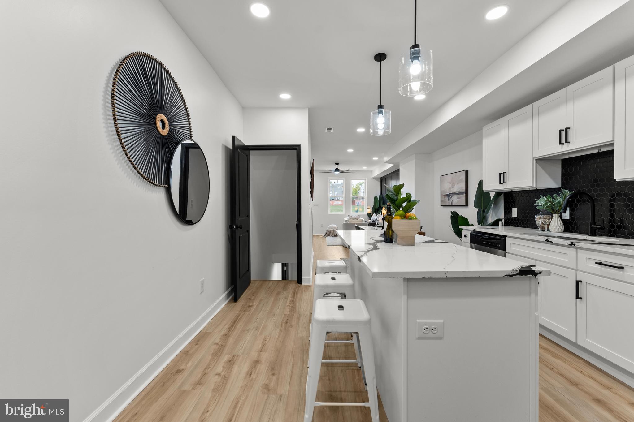 BROADWAY EAST - Residential