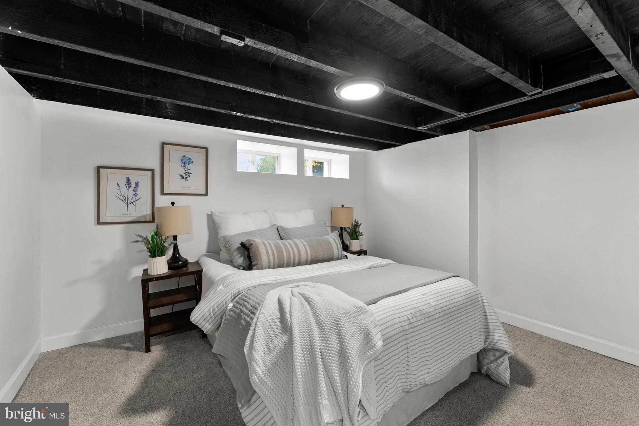 BROADWAY EAST - Residential