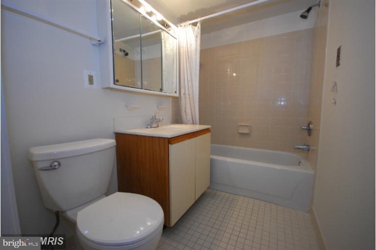 THOREAU PLACE CONDOS - Residential Lease