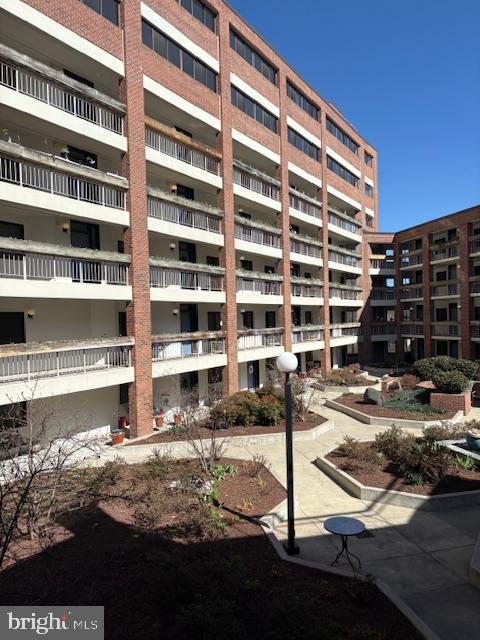 THOREAU PLACE CONDOS - Residential Lease