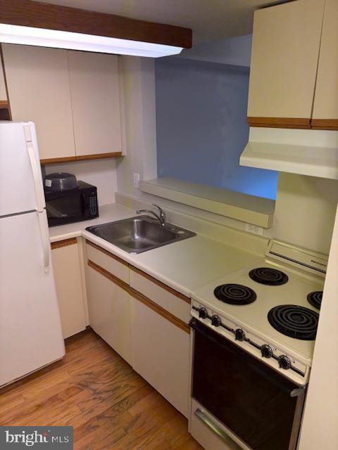 THOREAU PLACE CONDOS - Residential Lease