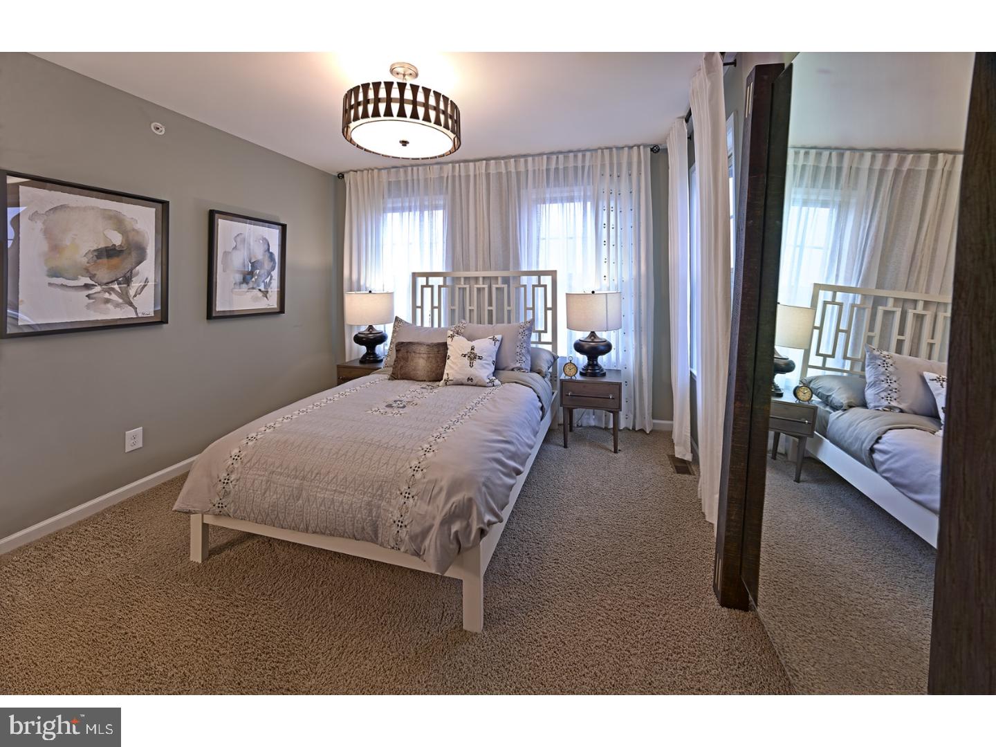 TALL OAKS - Residential