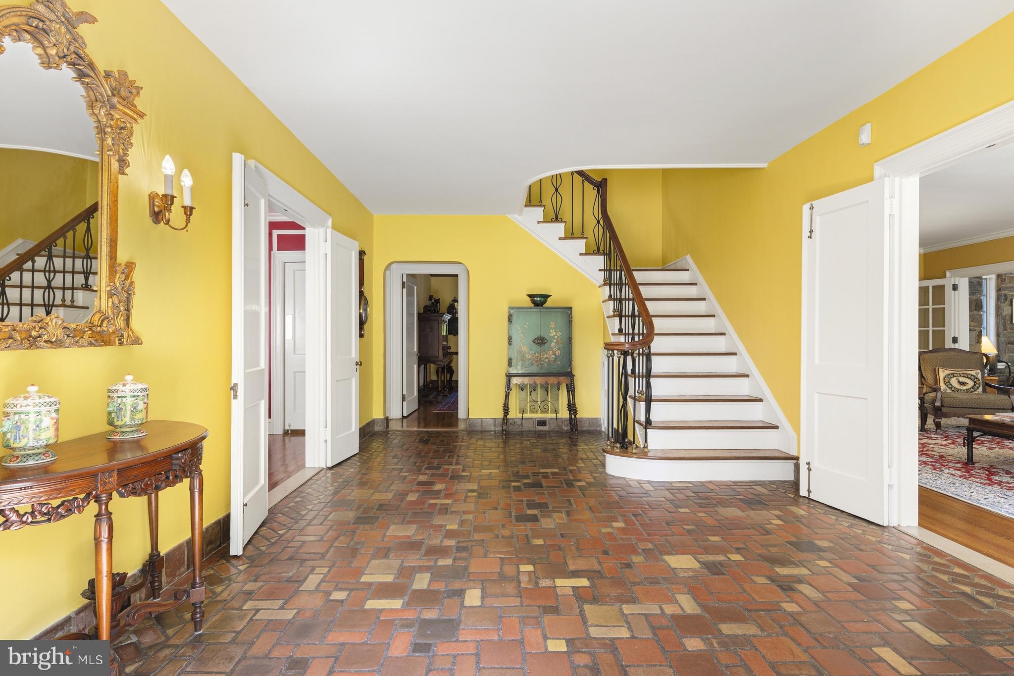 WESTOVER HILLS - Residential