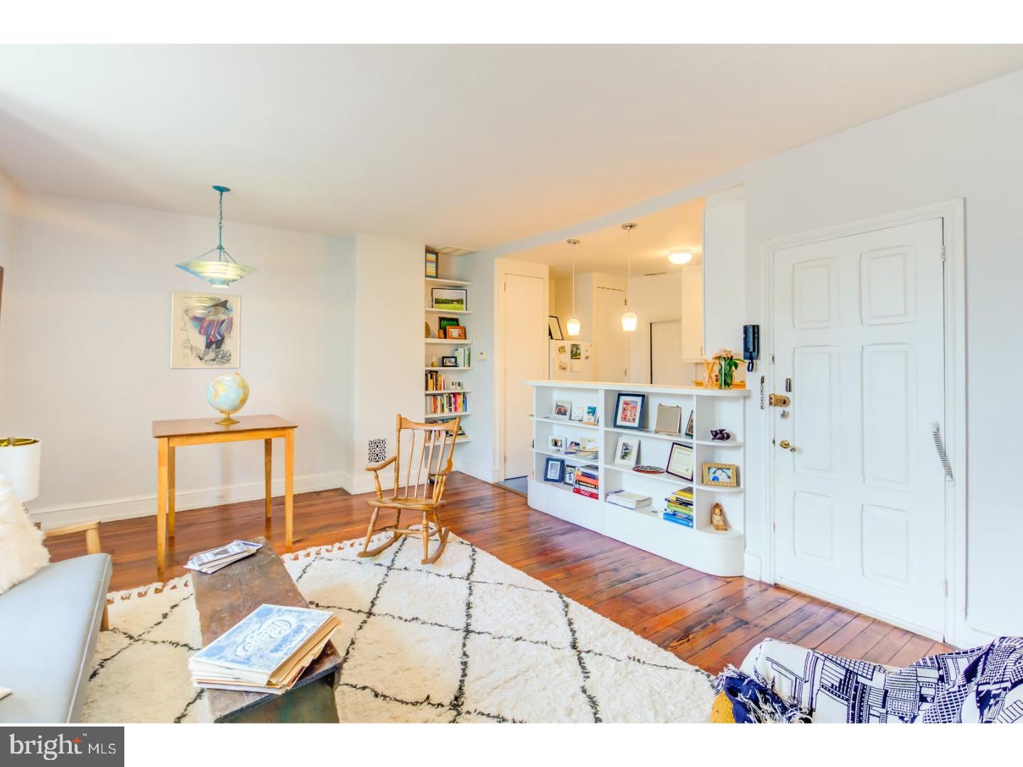 RITTENHOUSE SQUARE - Residential Income