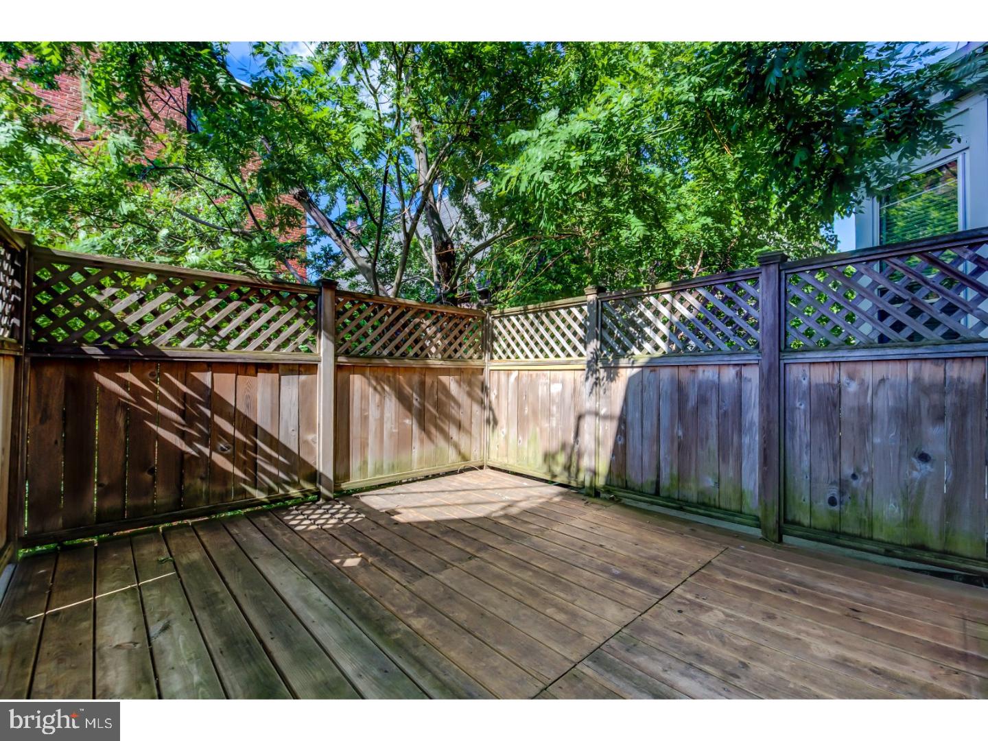 RITTENHOUSE SQUARE - Residential Income