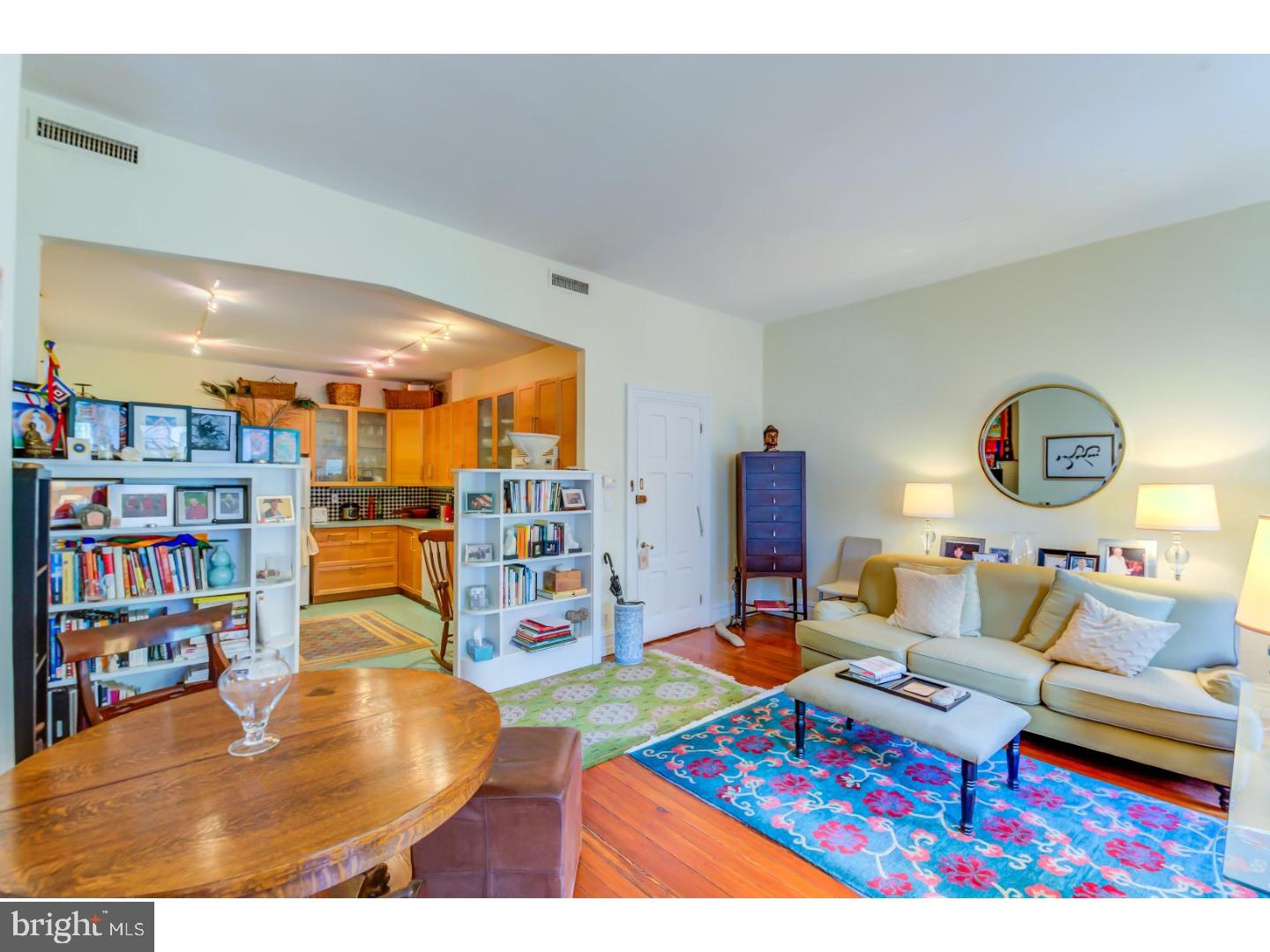 RITTENHOUSE SQUARE - Residential Income